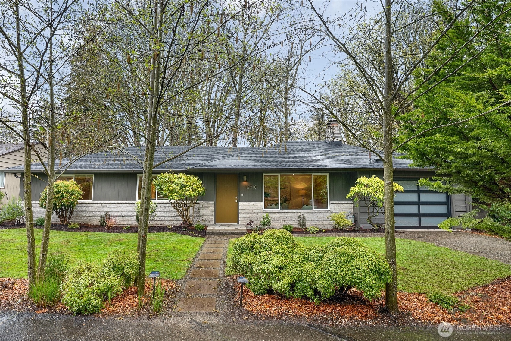 12018 12th Ave NW Unit  Seattle WA 98177