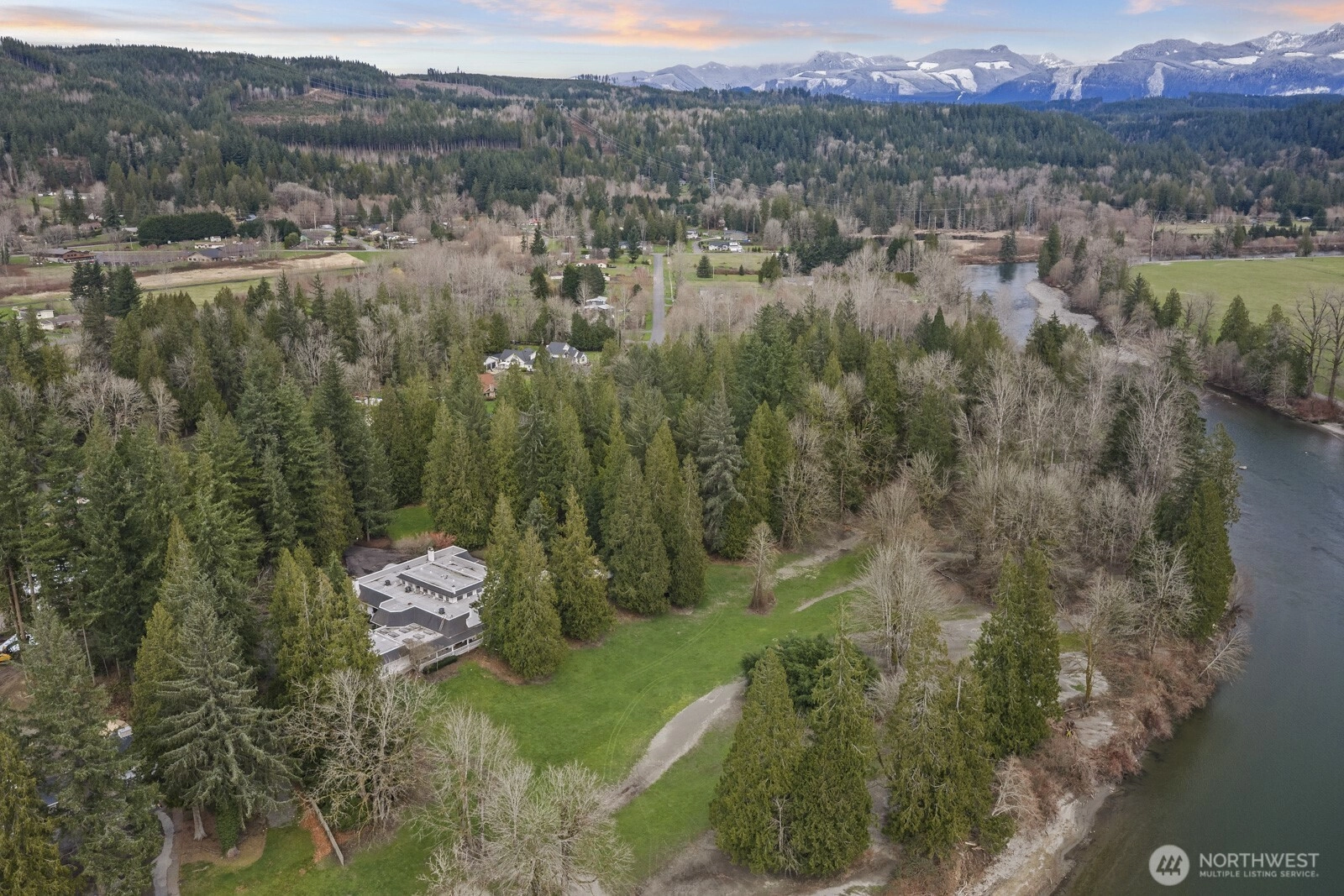 35525 SE 49th St Fall City WA 98024