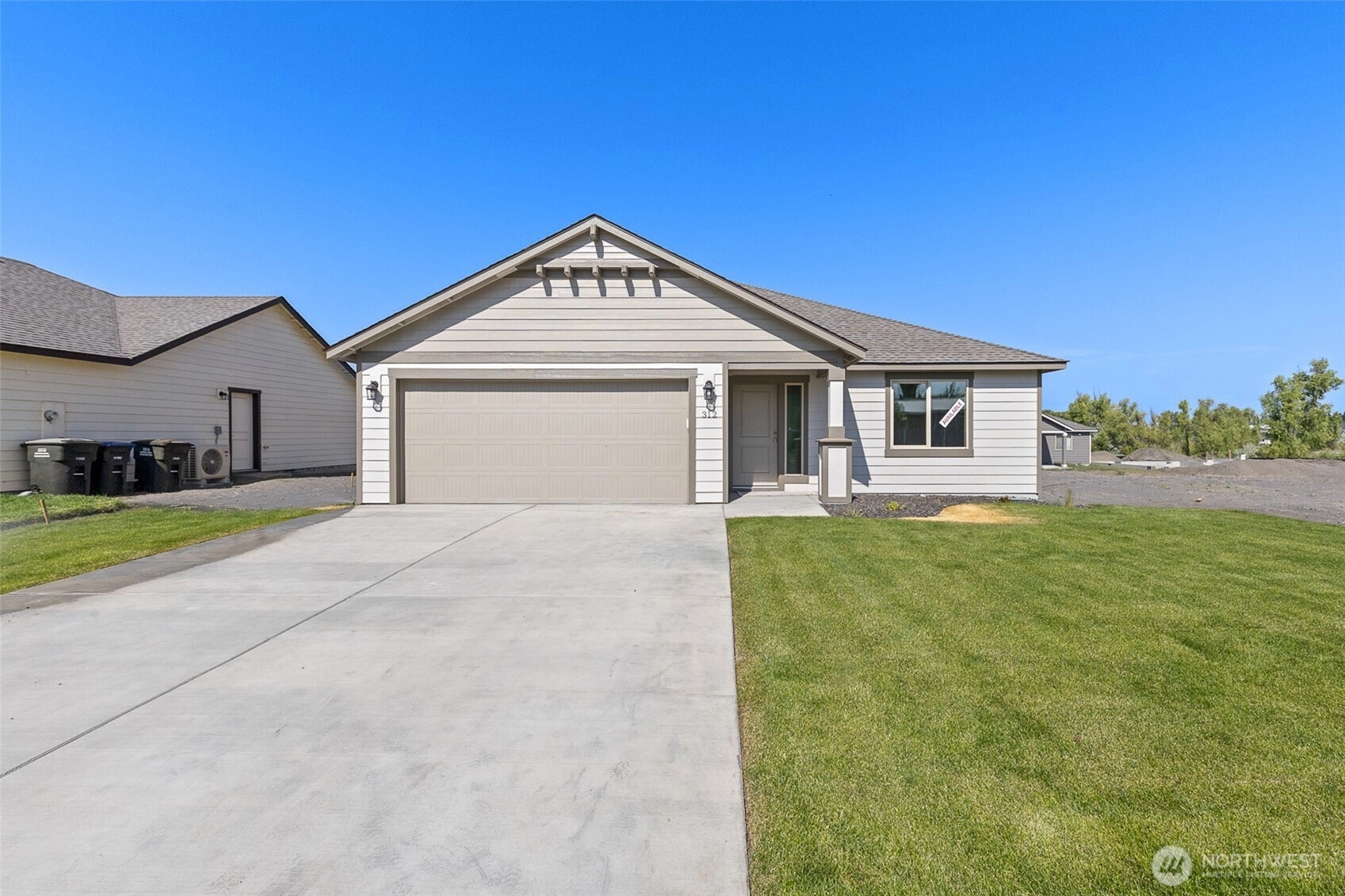 312 N Montana St Unit  Moses Lake WA 98837