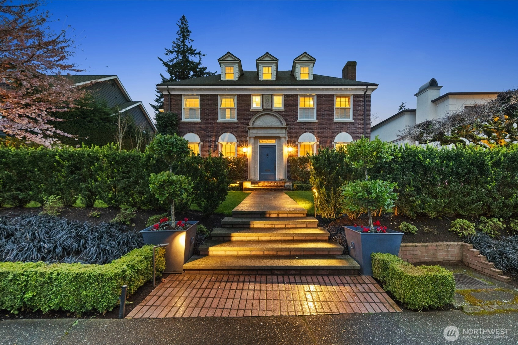 1331 Broadmoor Dr E Seattle WA 98112