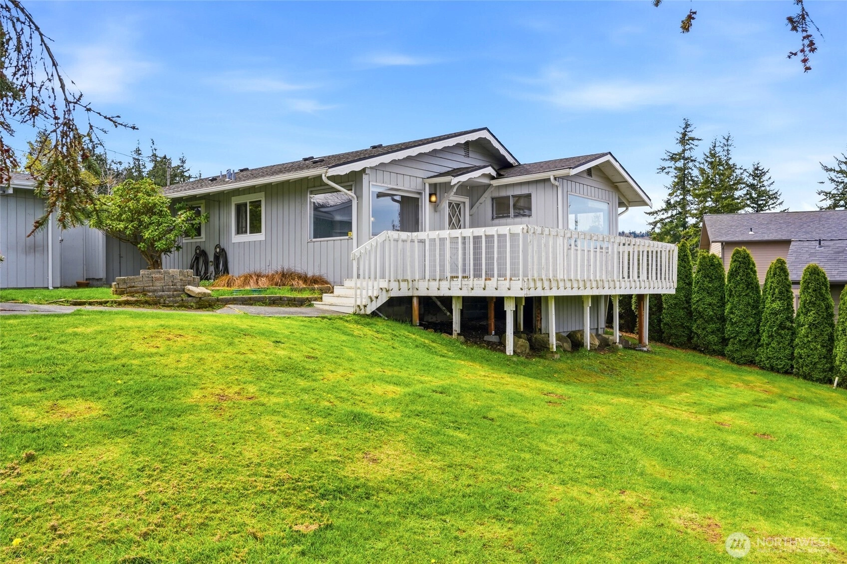 206 E Wall St Camano Island WA 98282