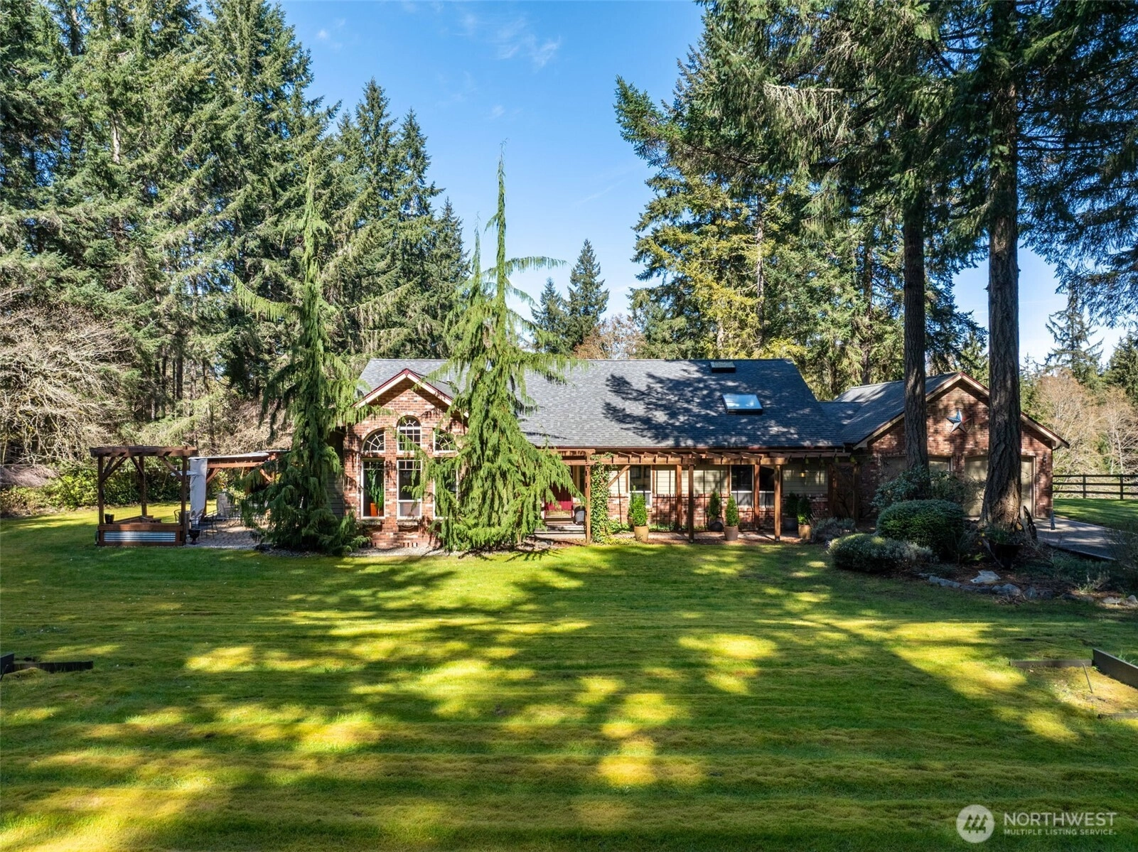 5007 Foxtrail Dr NE Olympia WA 98516