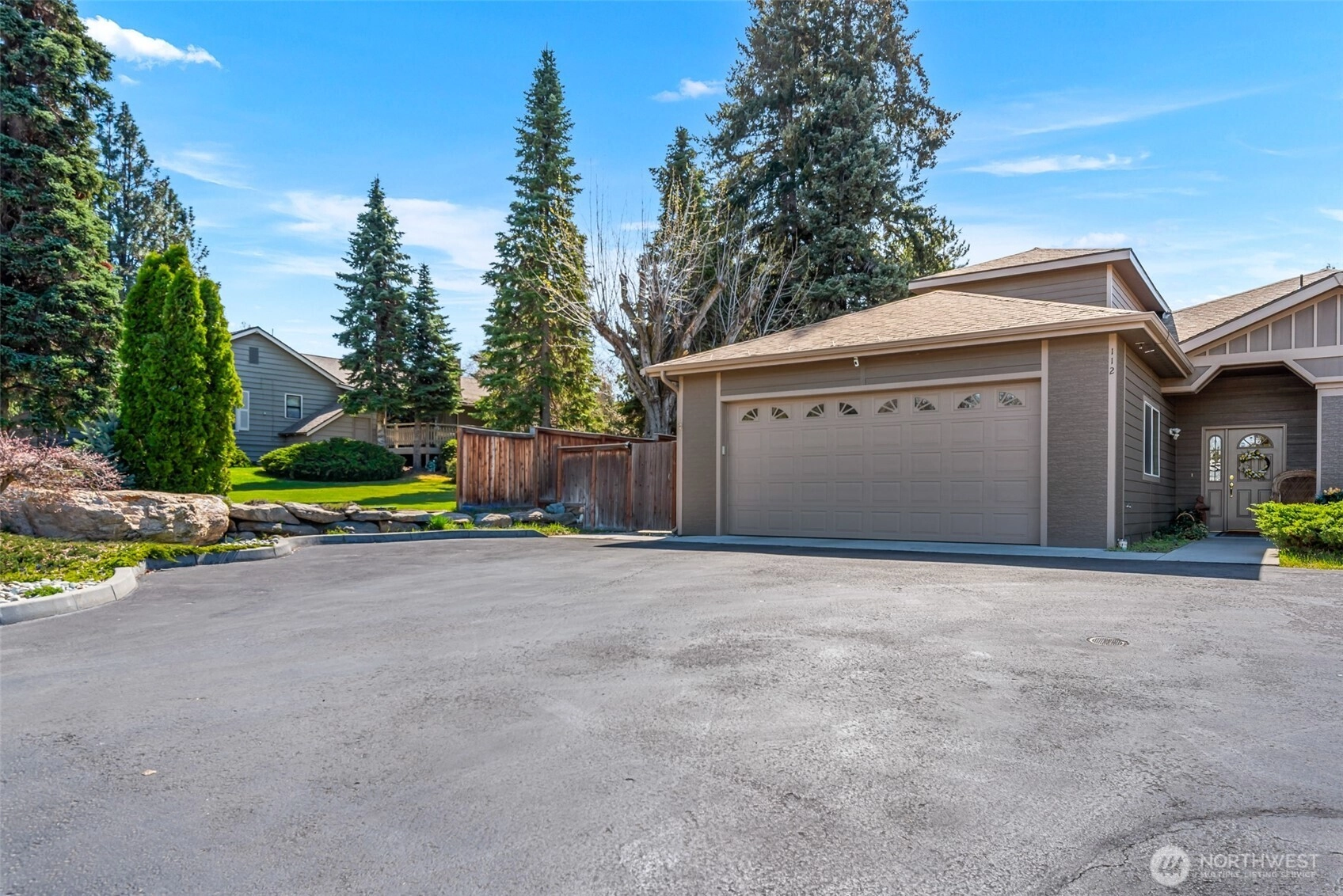 112 19th St NE Unit  East Wenatchee WA 98802