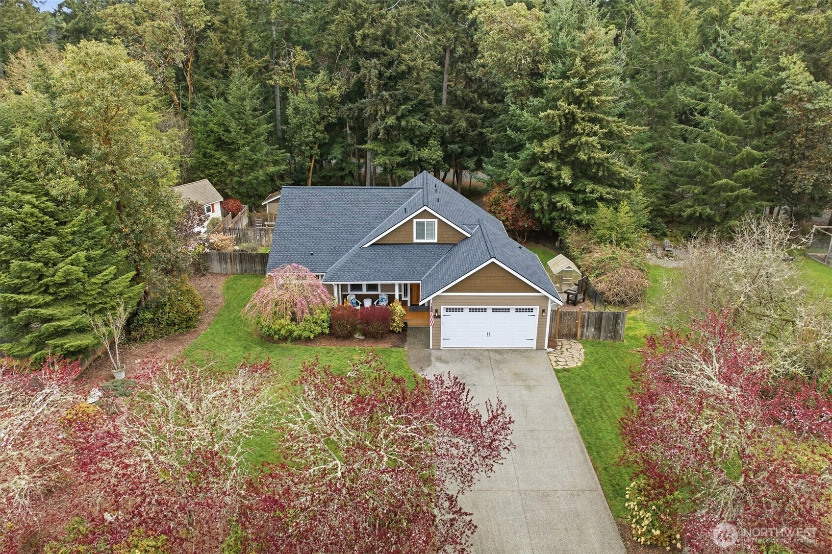 1061 Potlatch Dr Fox Island WA 98333