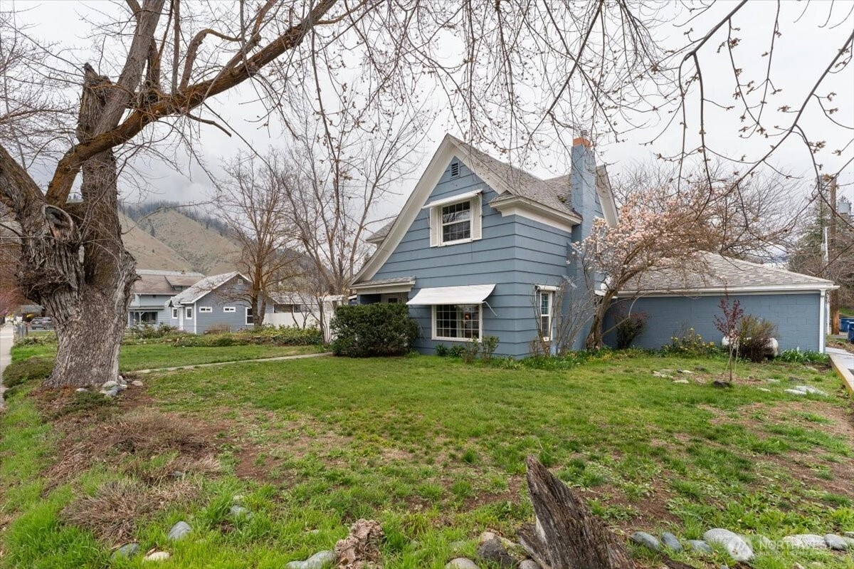 225 S Division St Cashmere WA 98815