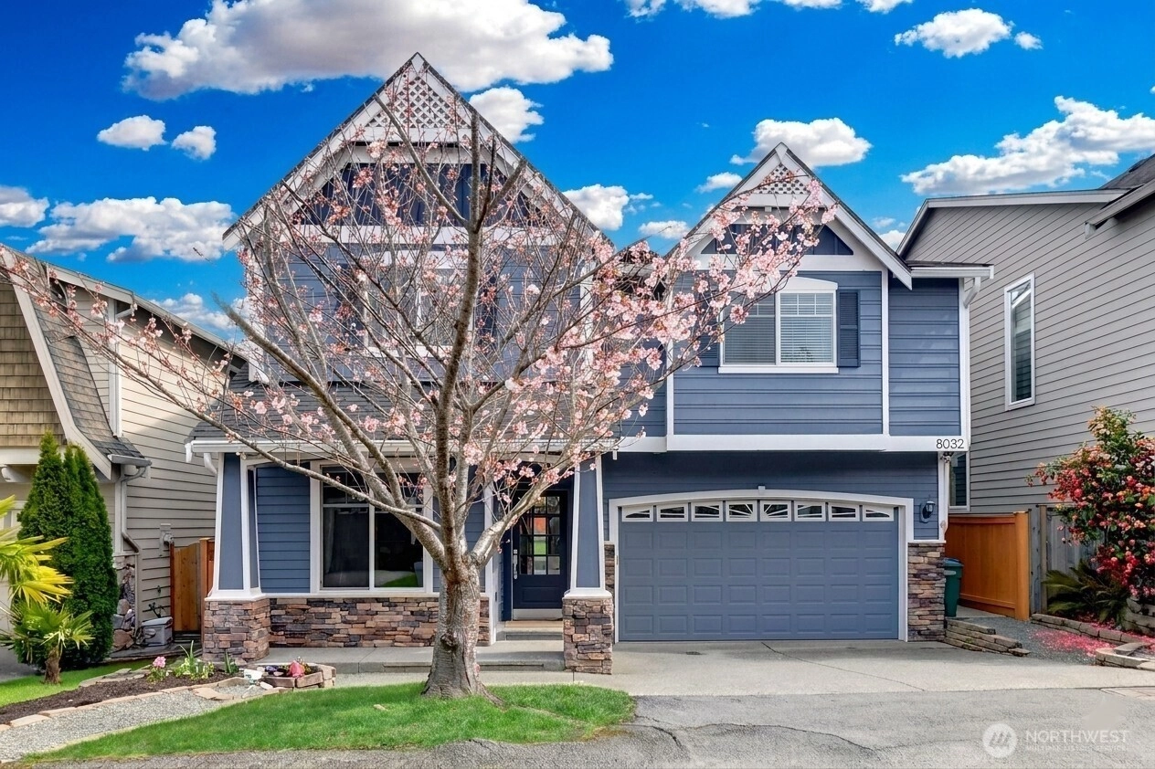 8032 124th Ct NE Unit  Kirkland WA 98033