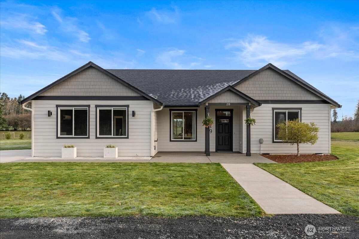 219 Bremgartner Rd Winlock WA 98596