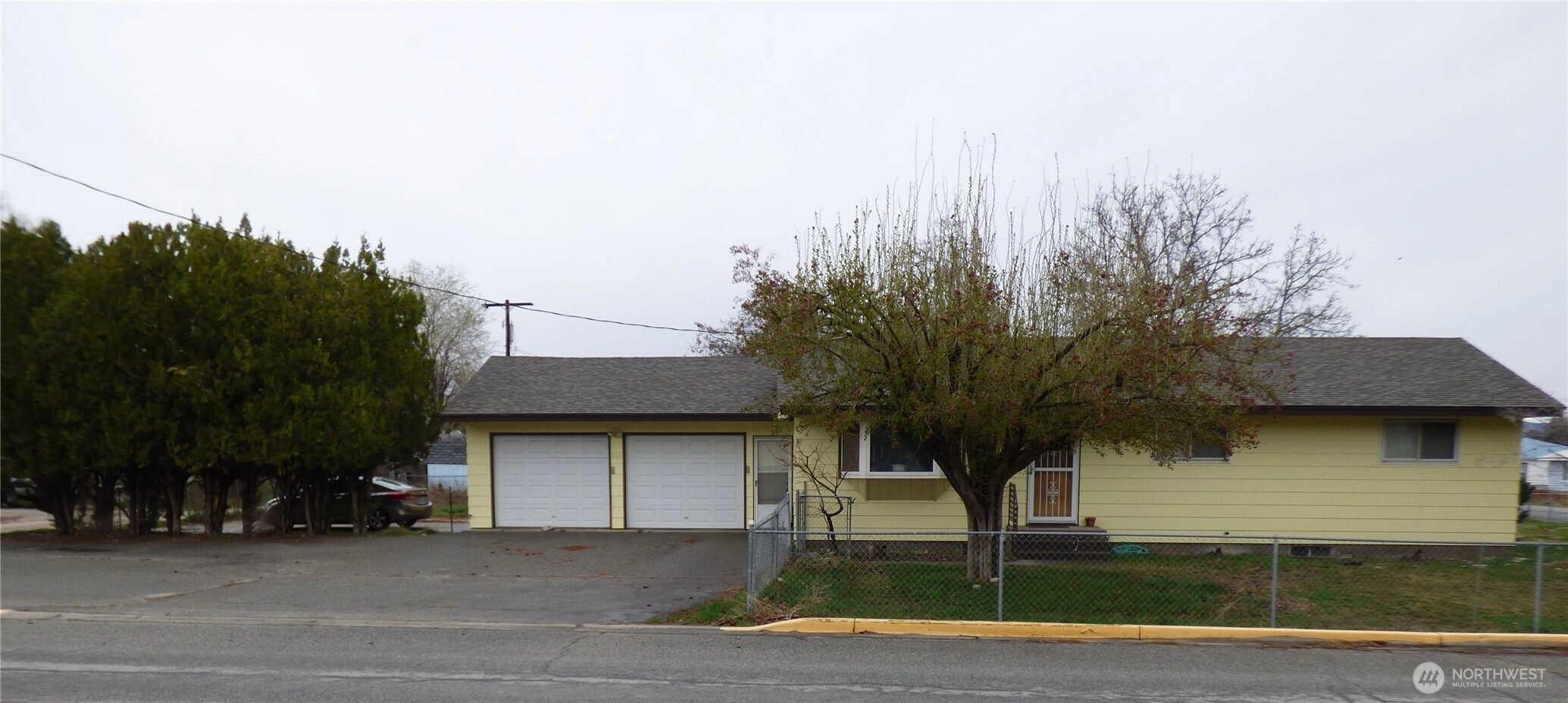 212 7th St S Brewster WA 98812