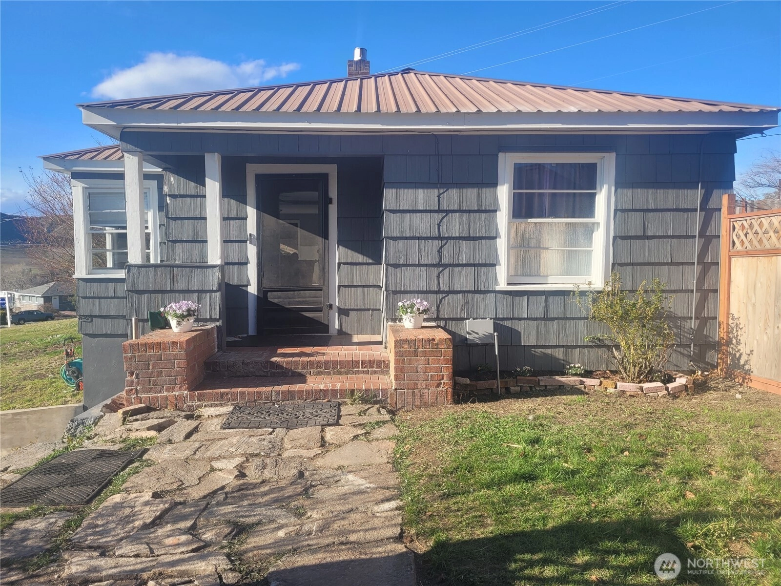 109 Antwine Ave S Unit  Tonasket WA 98855