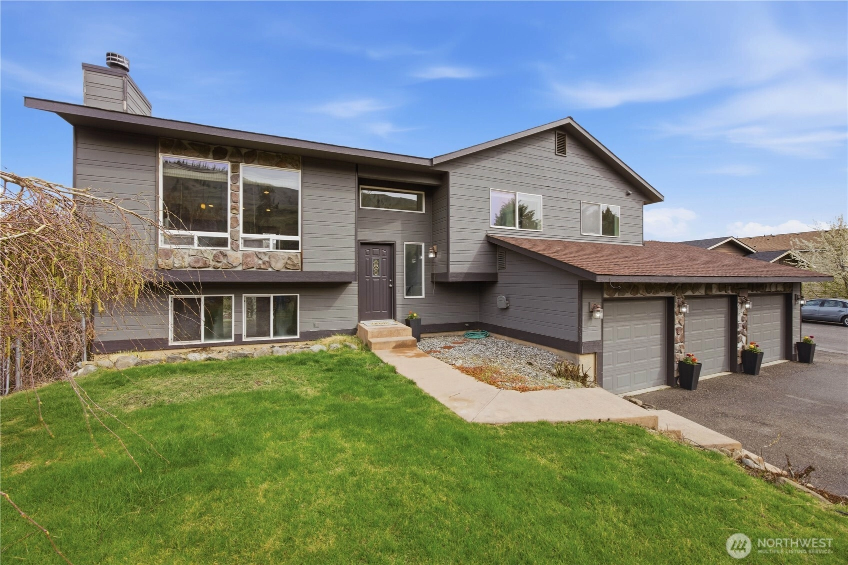 109 Nelmida Lane Chelan WA 98816