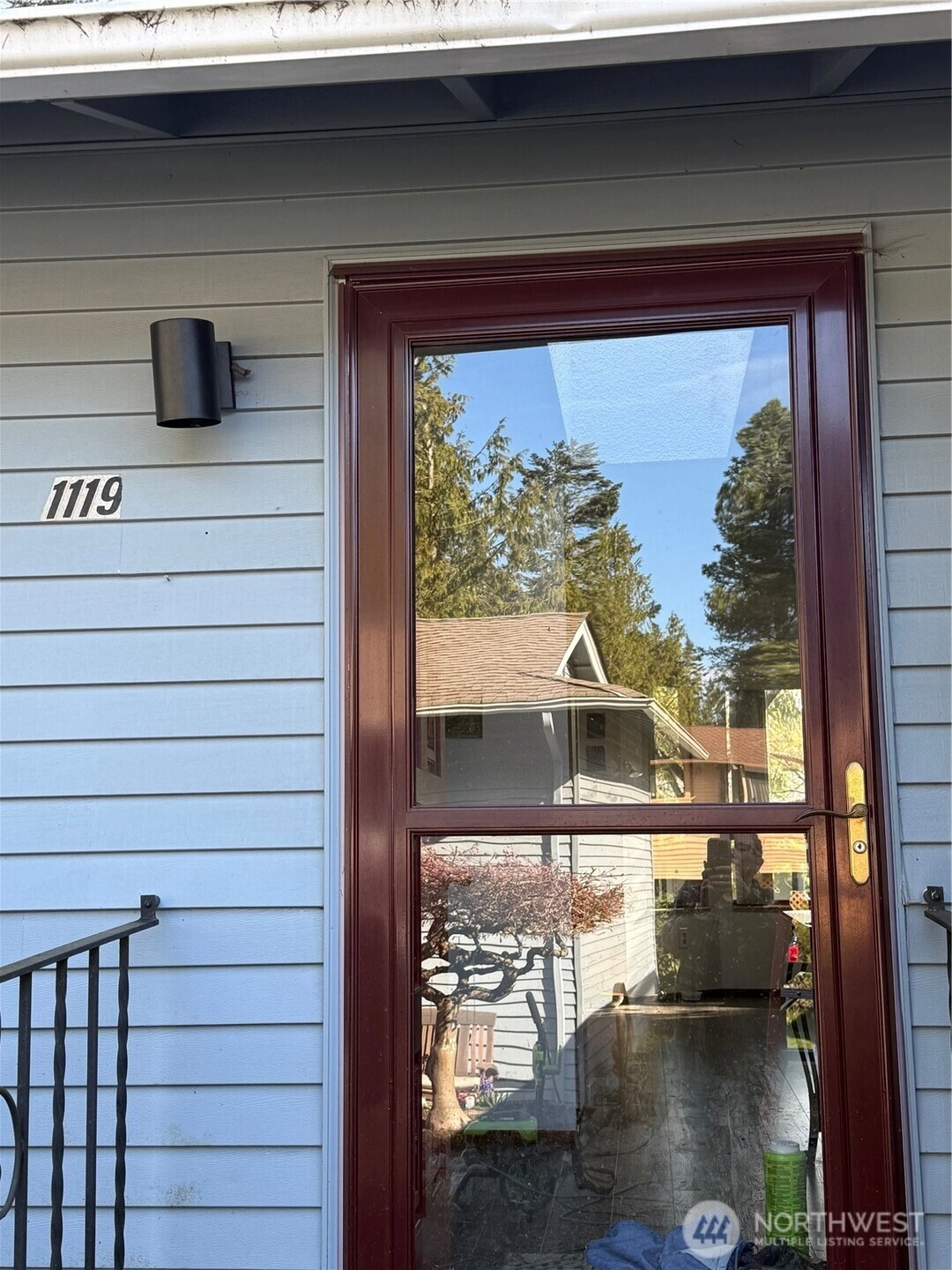 1119 S 249th Pl Des Moines WA 98198