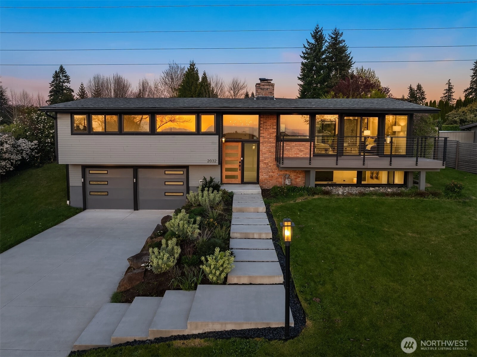 2032 123rd Ave SE Bellevue WA 98005