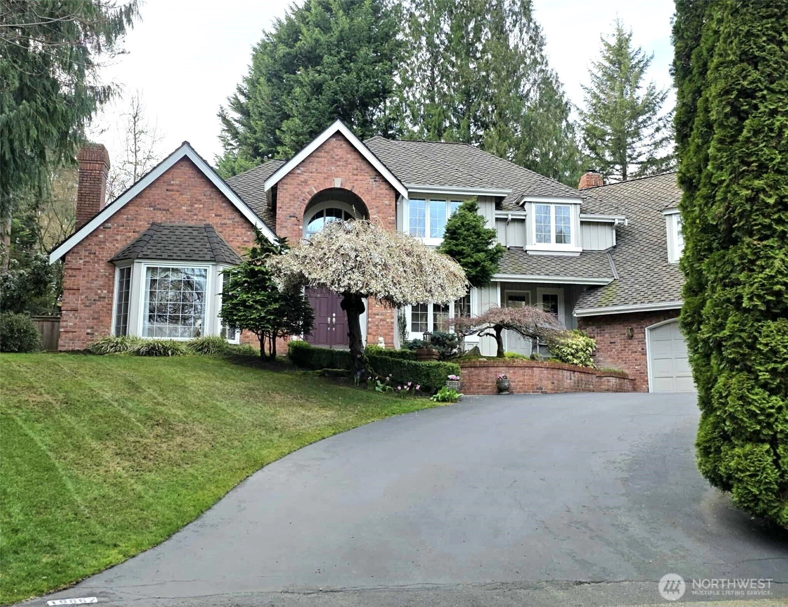 19862 NE 126th Pl Woodinville WA 98077