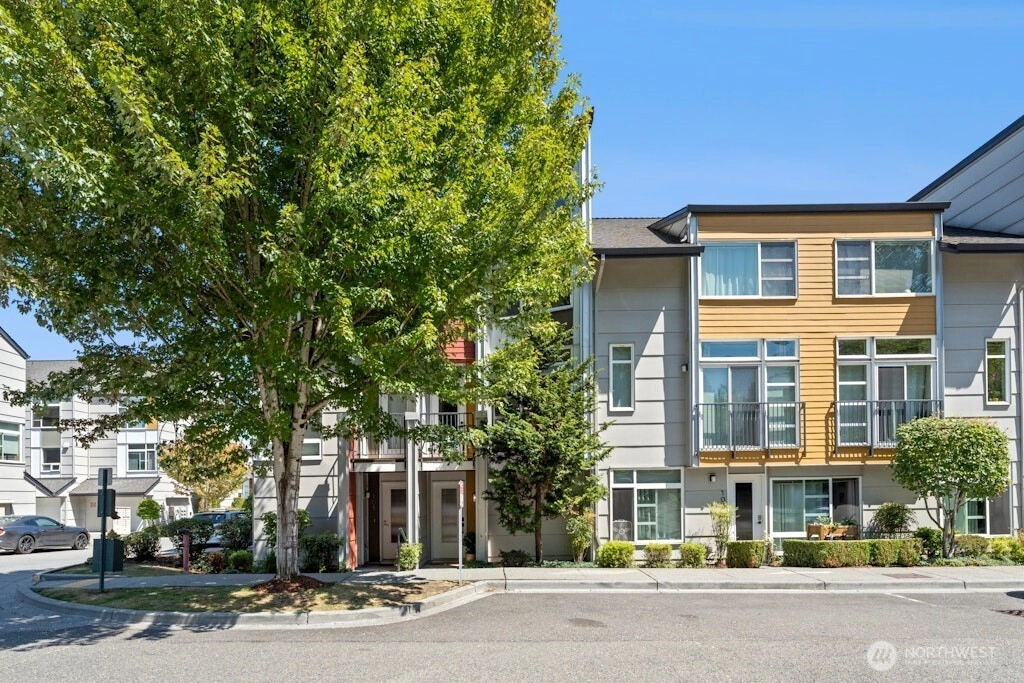 15107 NE 81st Way Unit 102 Unit 102 Redmond WA 98052