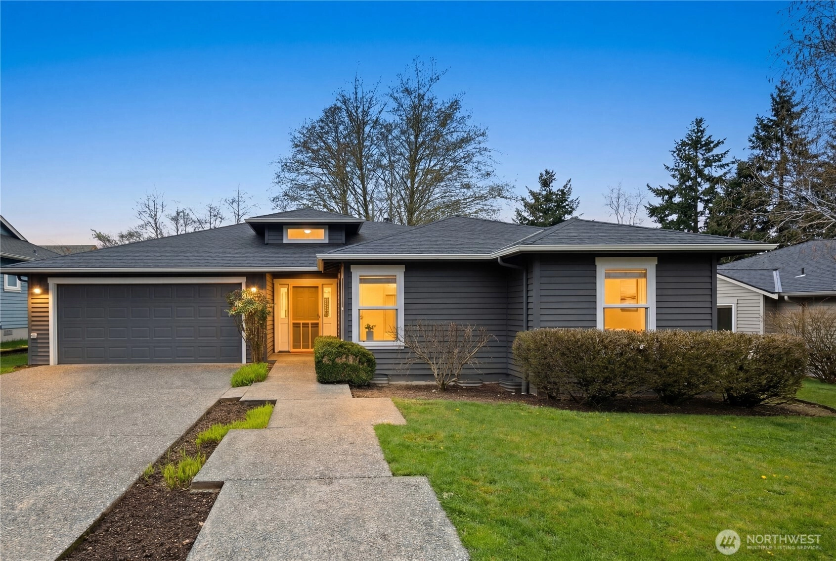 17421 95th Pl SW Unit  Vashon WA 98070