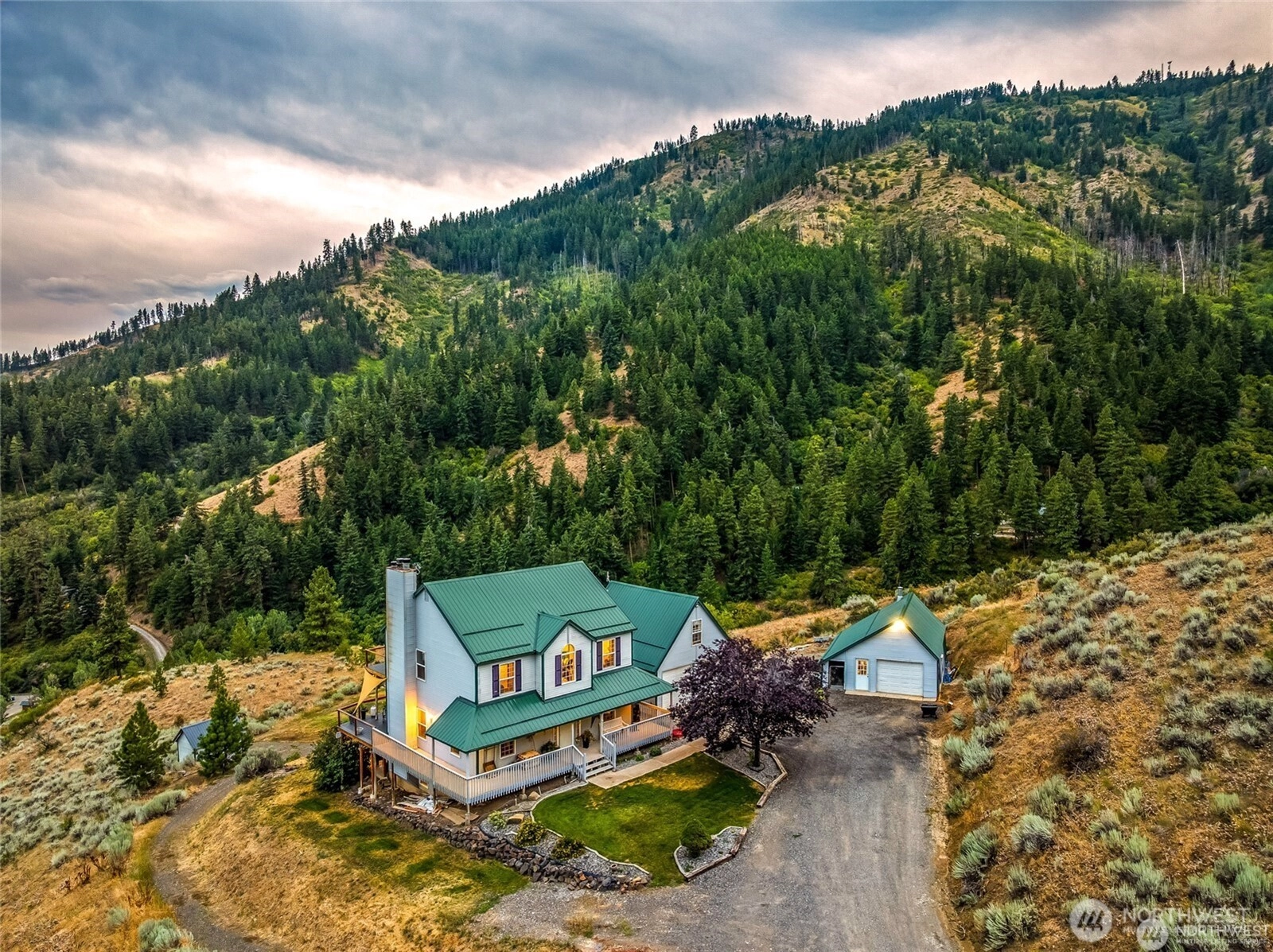 9505 Plateau Rd Cashmere WA 98815