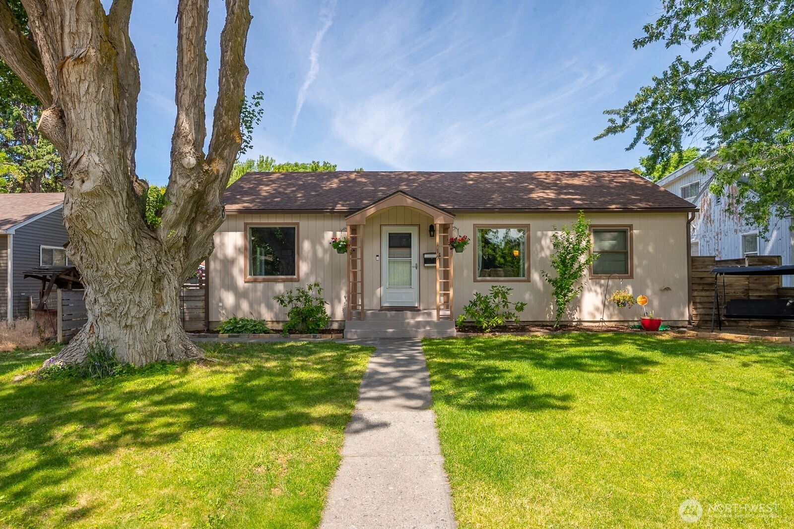 119 SW F St Ephrata WA 98823