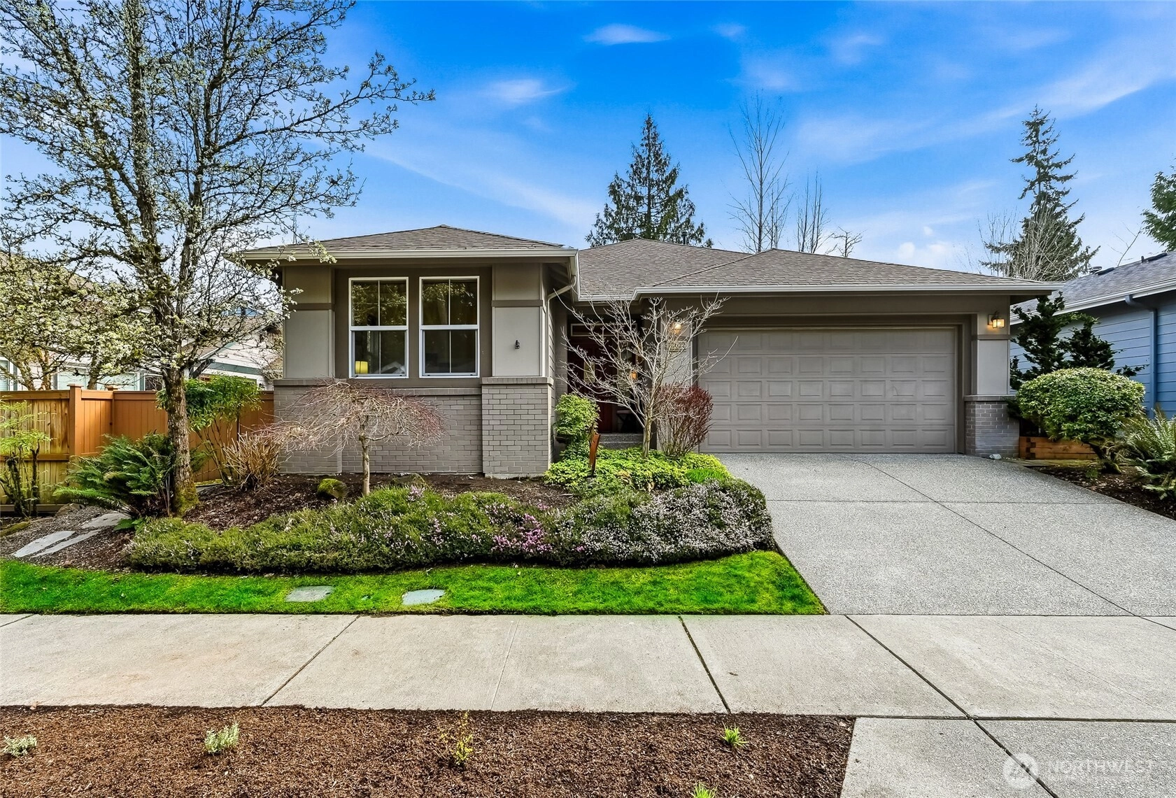 12652 Sun Break Way NE Unit  Redmond WA 98053