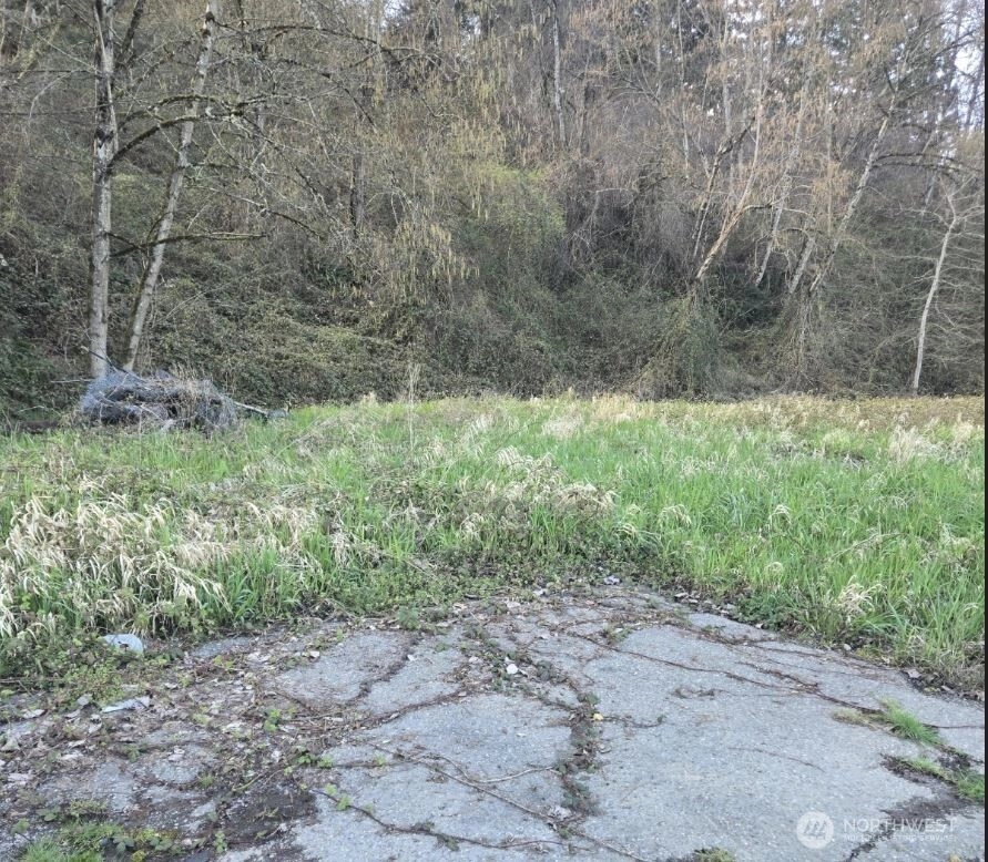 2210 W Valley Hwy E Edgewood WA 98372