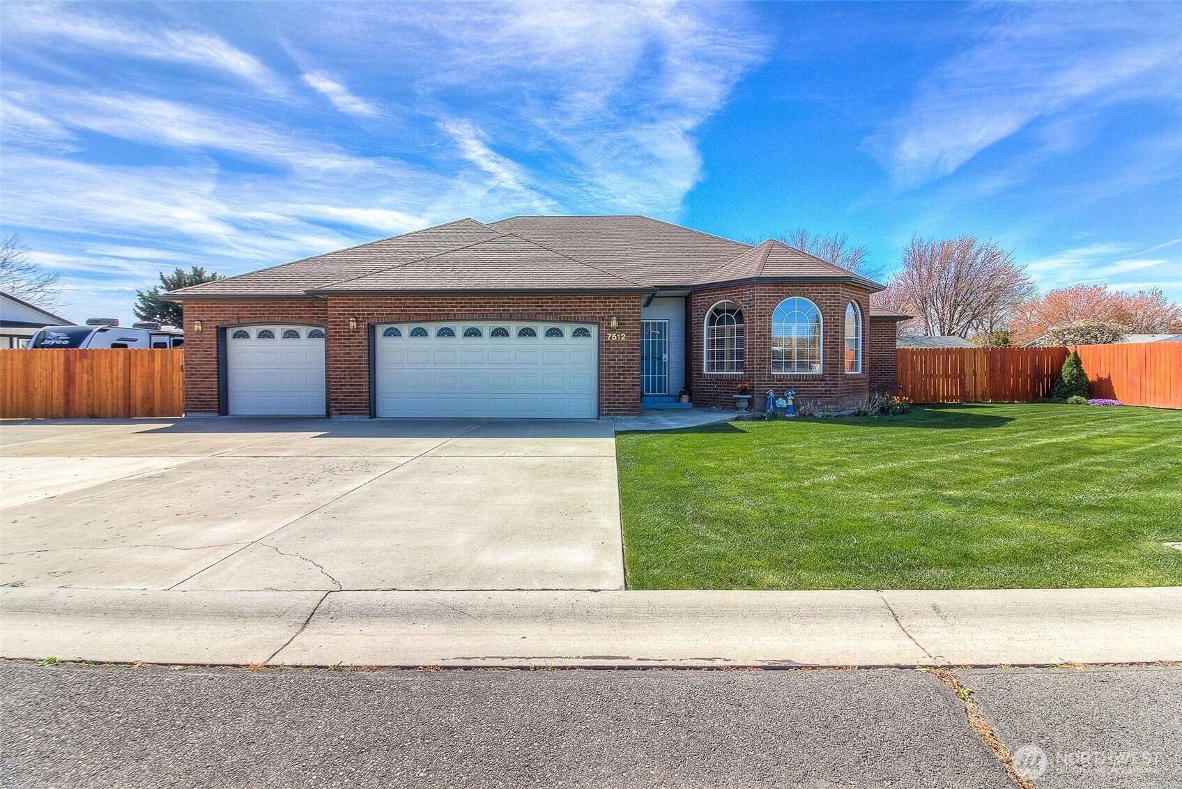 7512 Olmstead Ct Yakima WA 98908