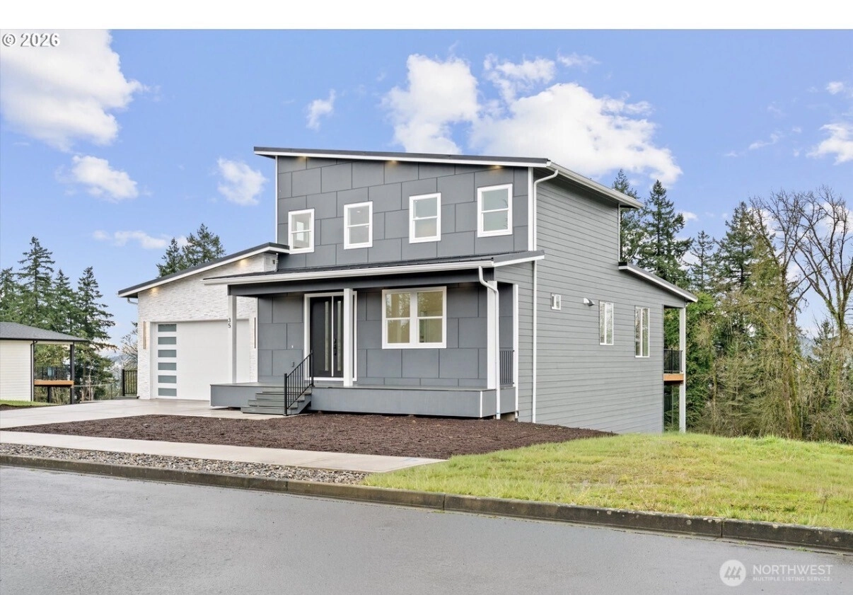 35 Alexia Ct Longview WA 98632
