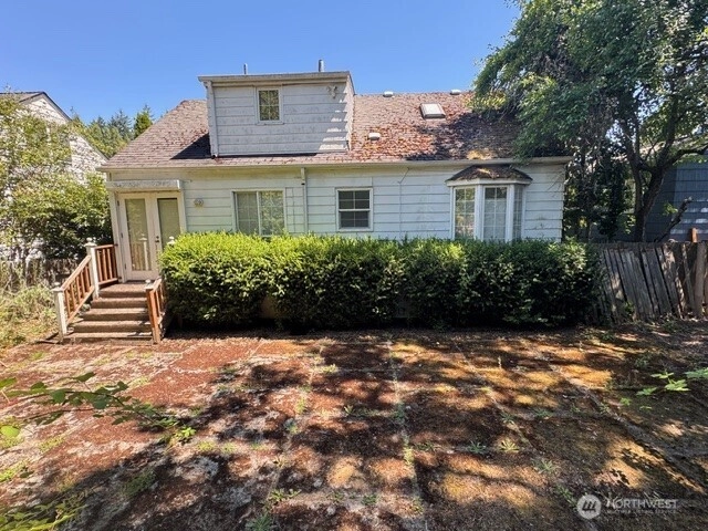 4523 48th Ave NE Seattle WA 98105