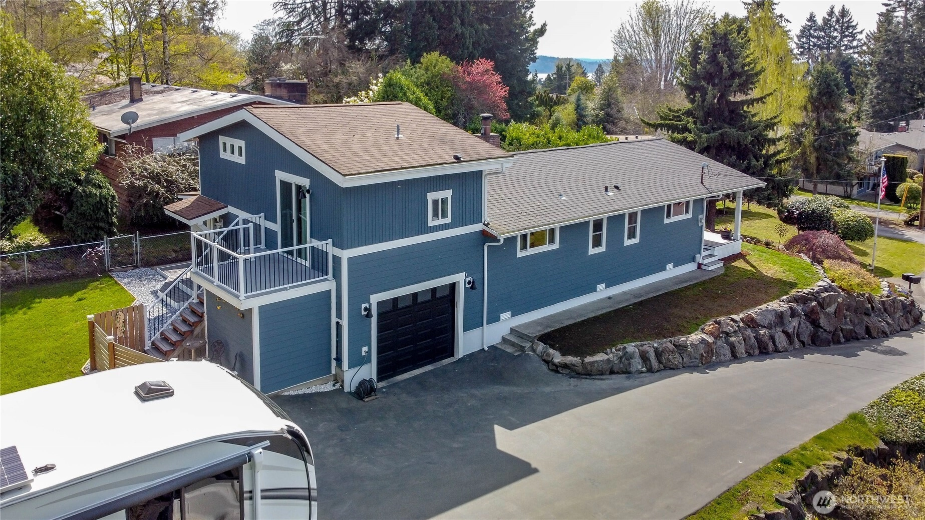 215 SW 183rd St Unit  Normandy Park WA 98166