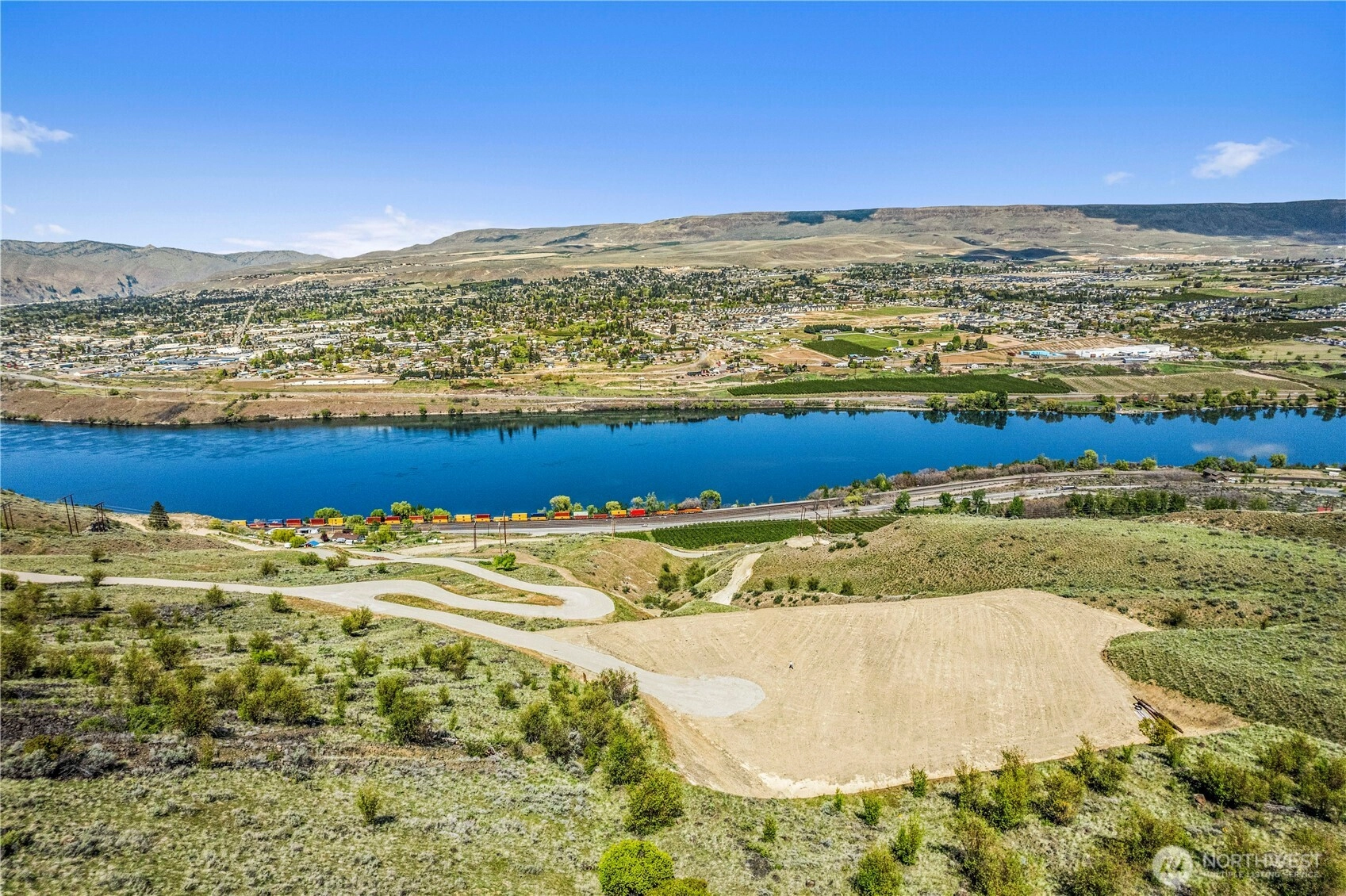 1501 Lot A Malaga Alcoa Hwy Unit  Malaga WA 98828