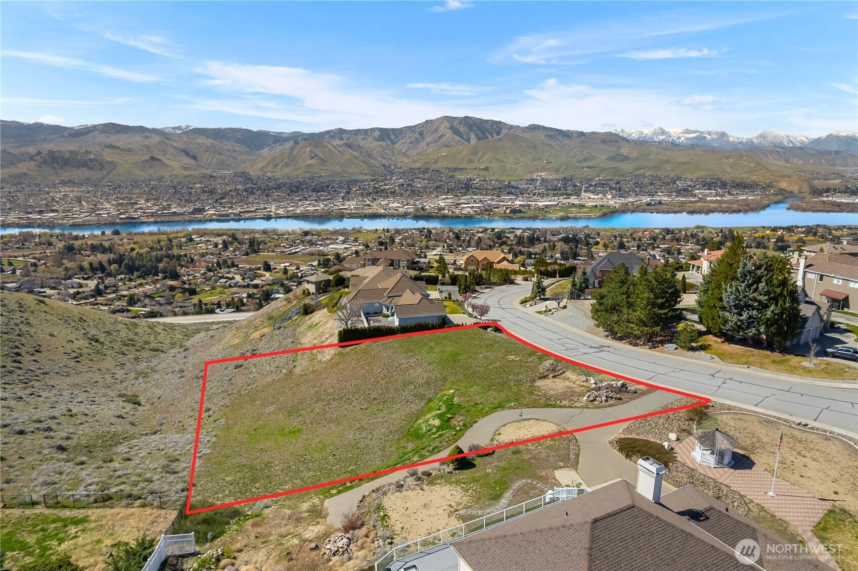 2450 Twin Peaks View Unit  East Wenatchee WA 98802