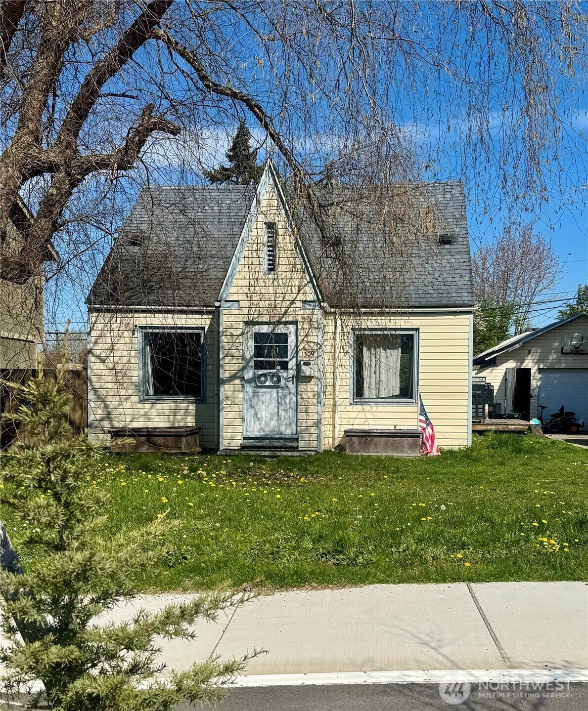 1309 E 64th St Tacoma WA 98404