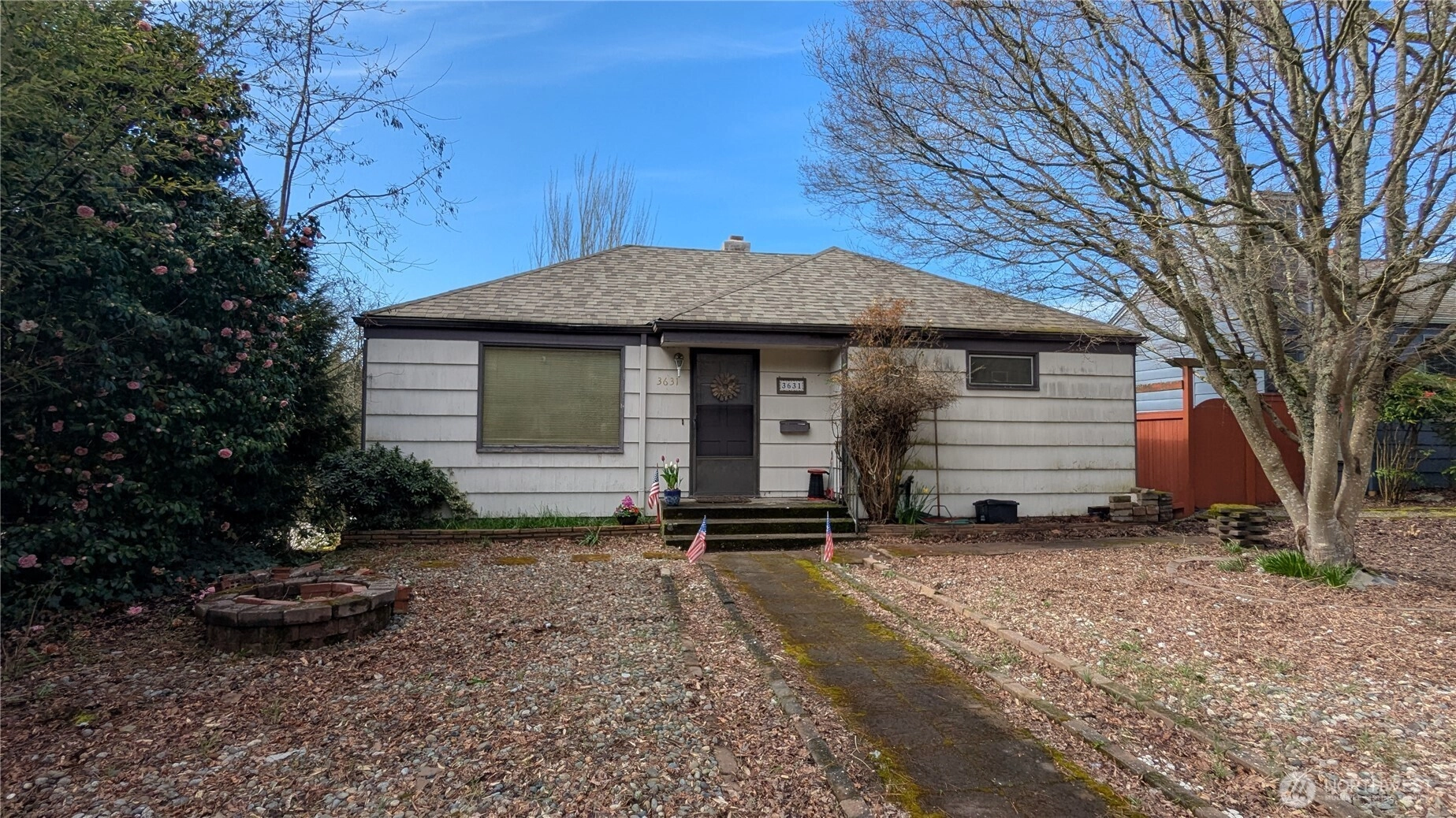 3631 32nd Ave W Seattle WA 98199