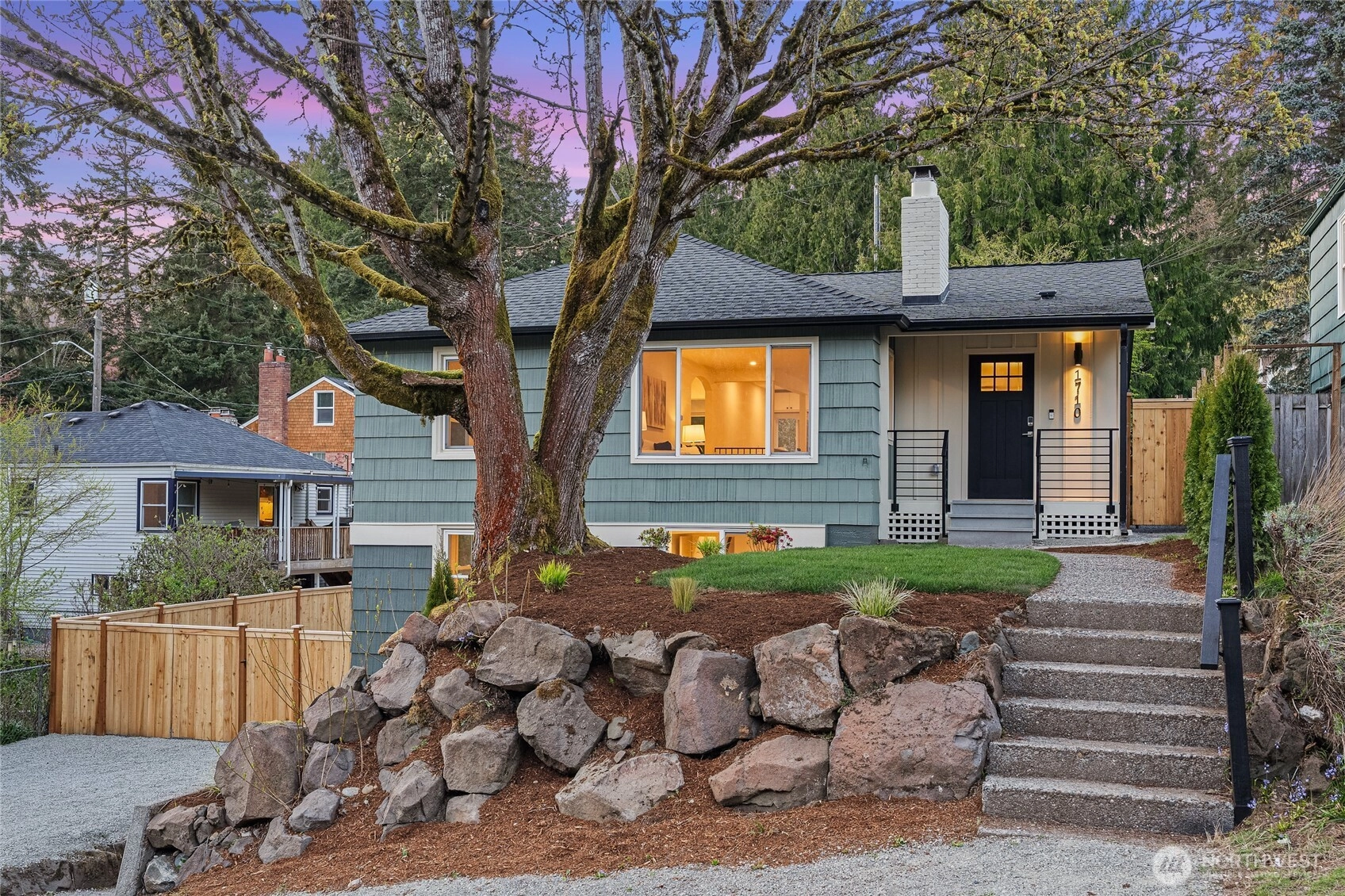 1710 NE 104th St Unit  Seattle WA 98125