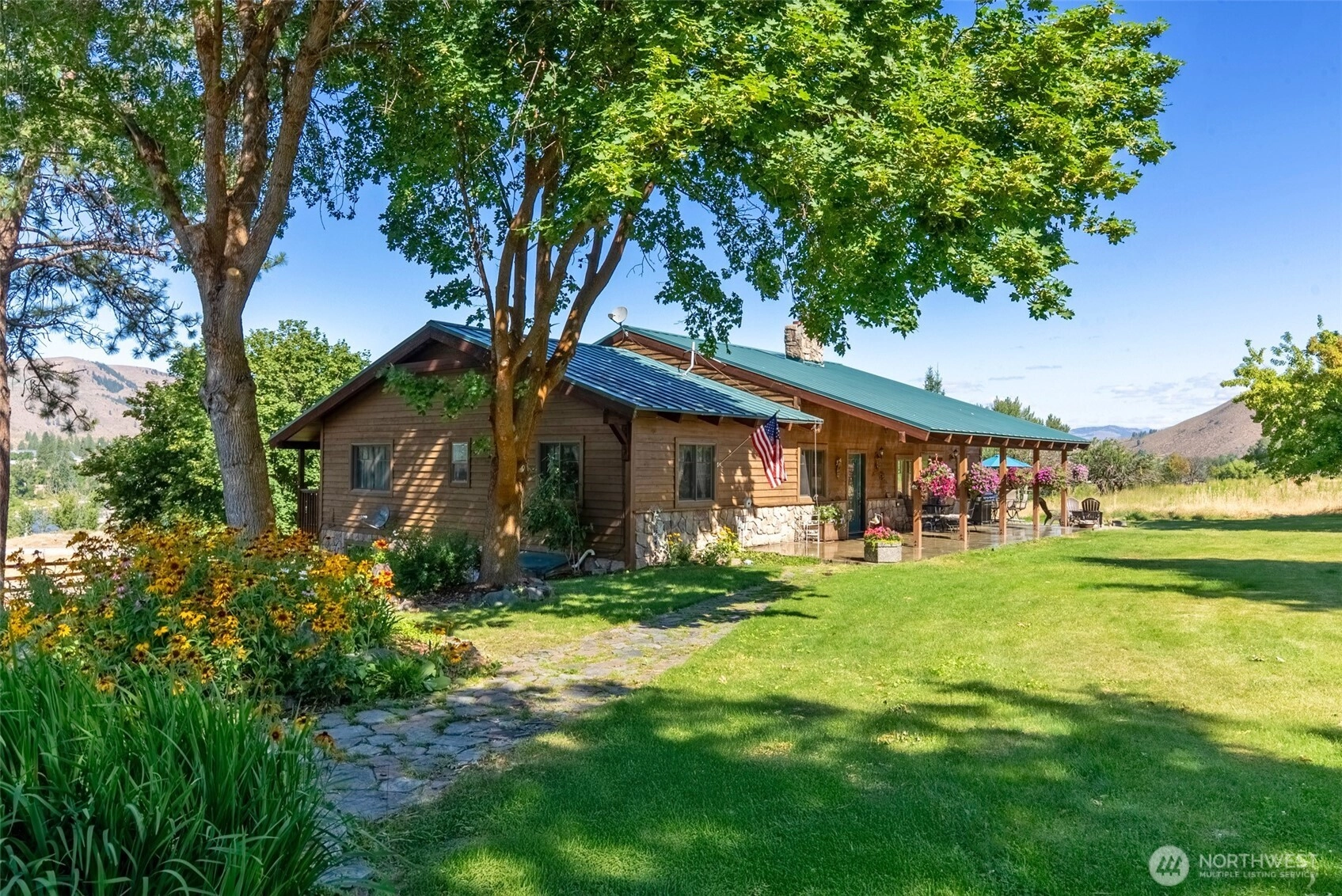 54 Wilson Rd Winthrop WA 98862