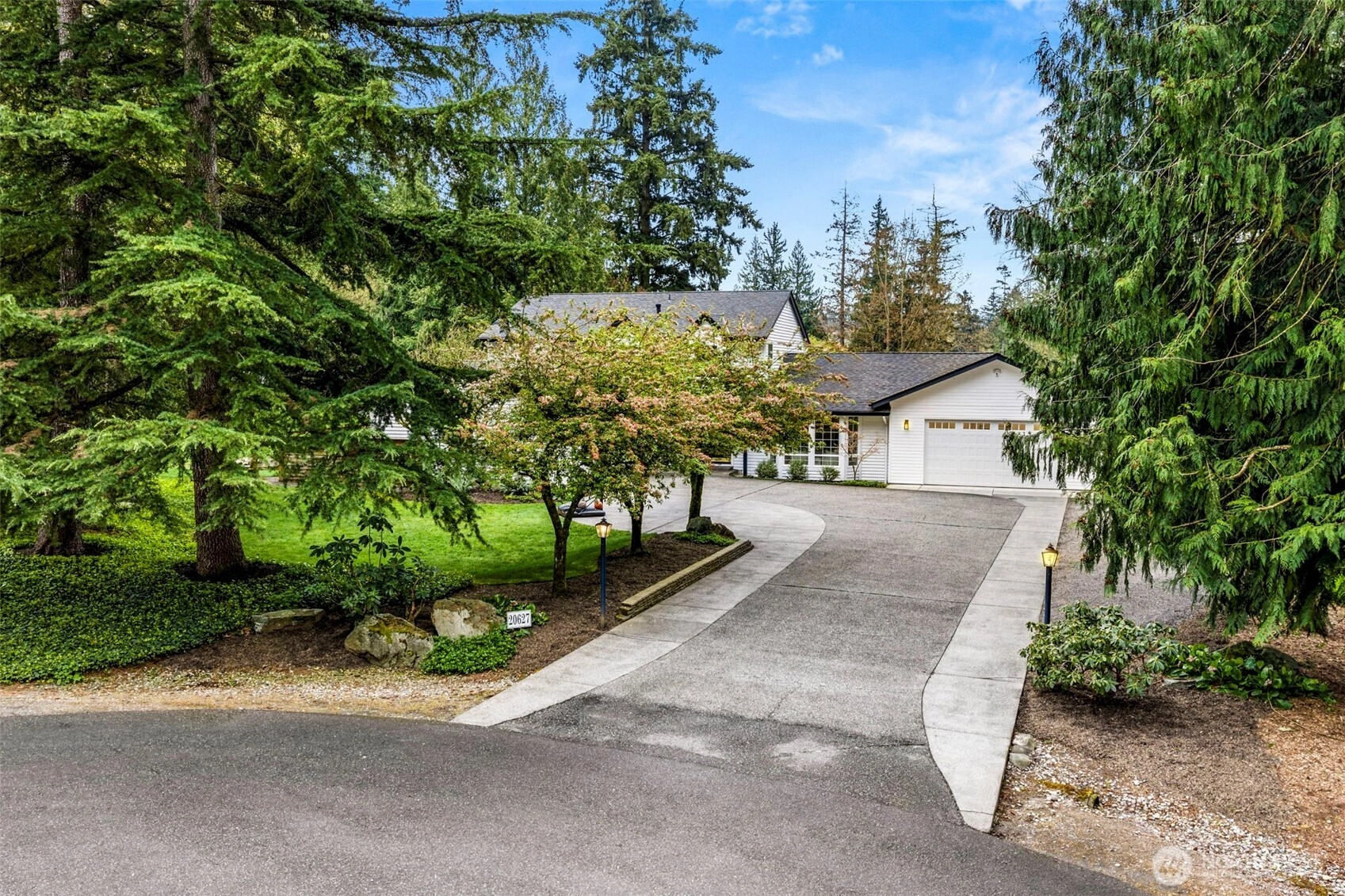 20627 NE 66th Pl Unit  Redmond WA 98053