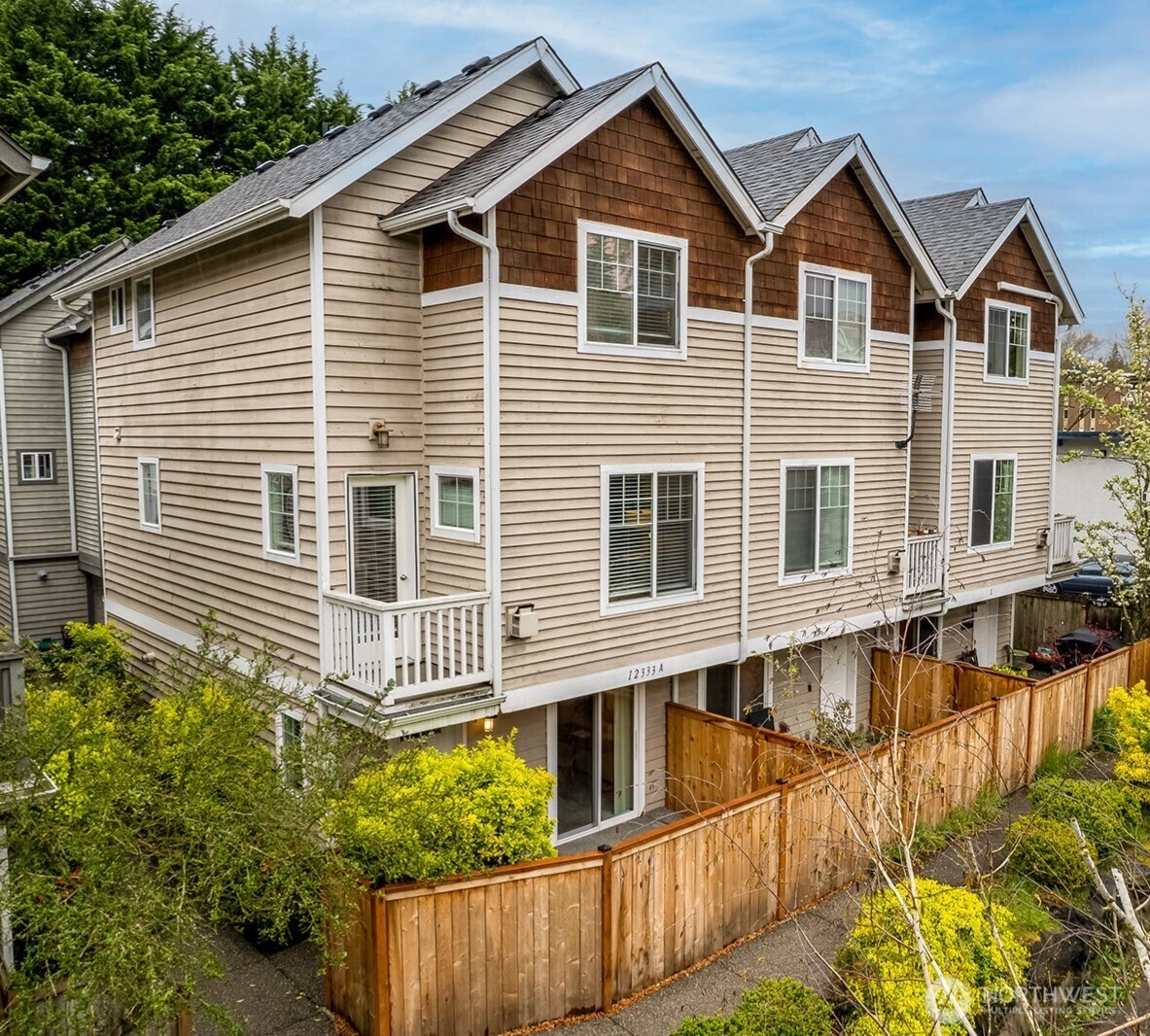 12333 28th Ave NE Unit A Unit A Seattle WA 98125