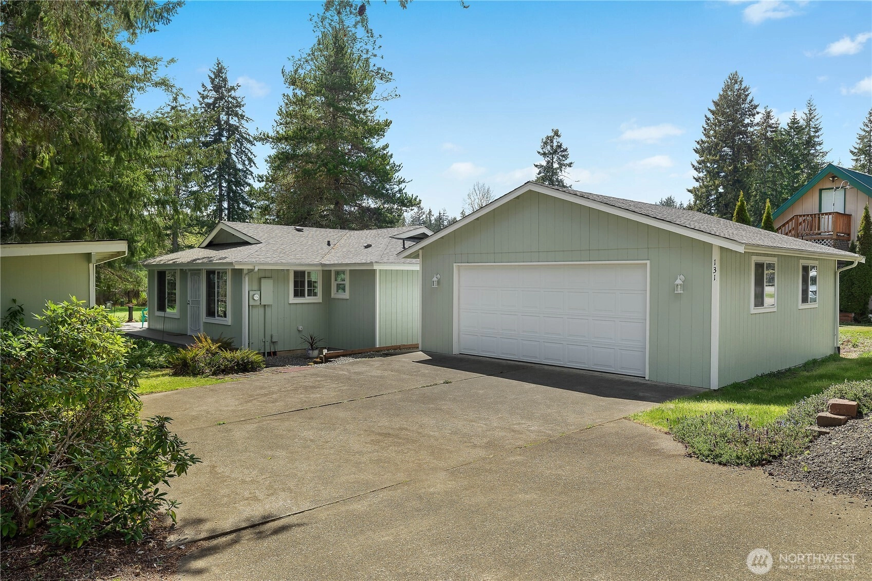 131 N Fairway Dr W Hoodsport WA 98548