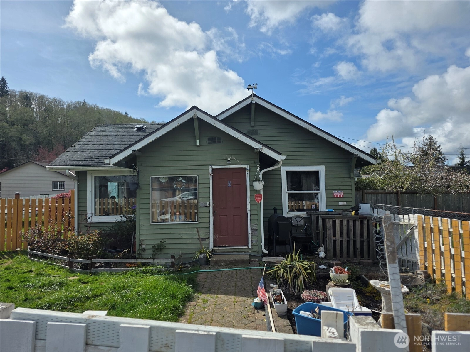 1315 Laurel St Unit  Hoquiam WA 98550