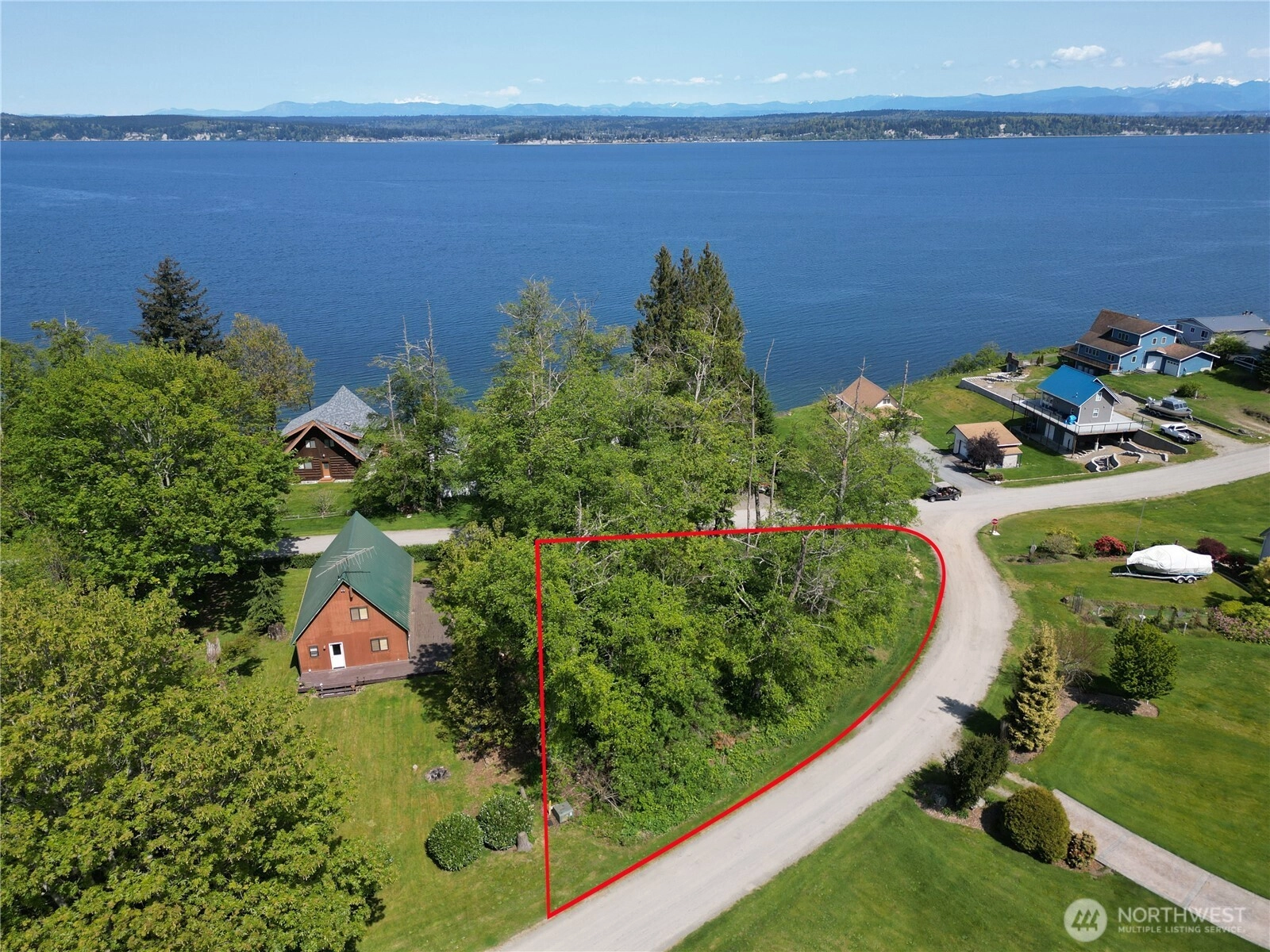 54 A Saratoga Dr Unit  Hat Island WA 98206