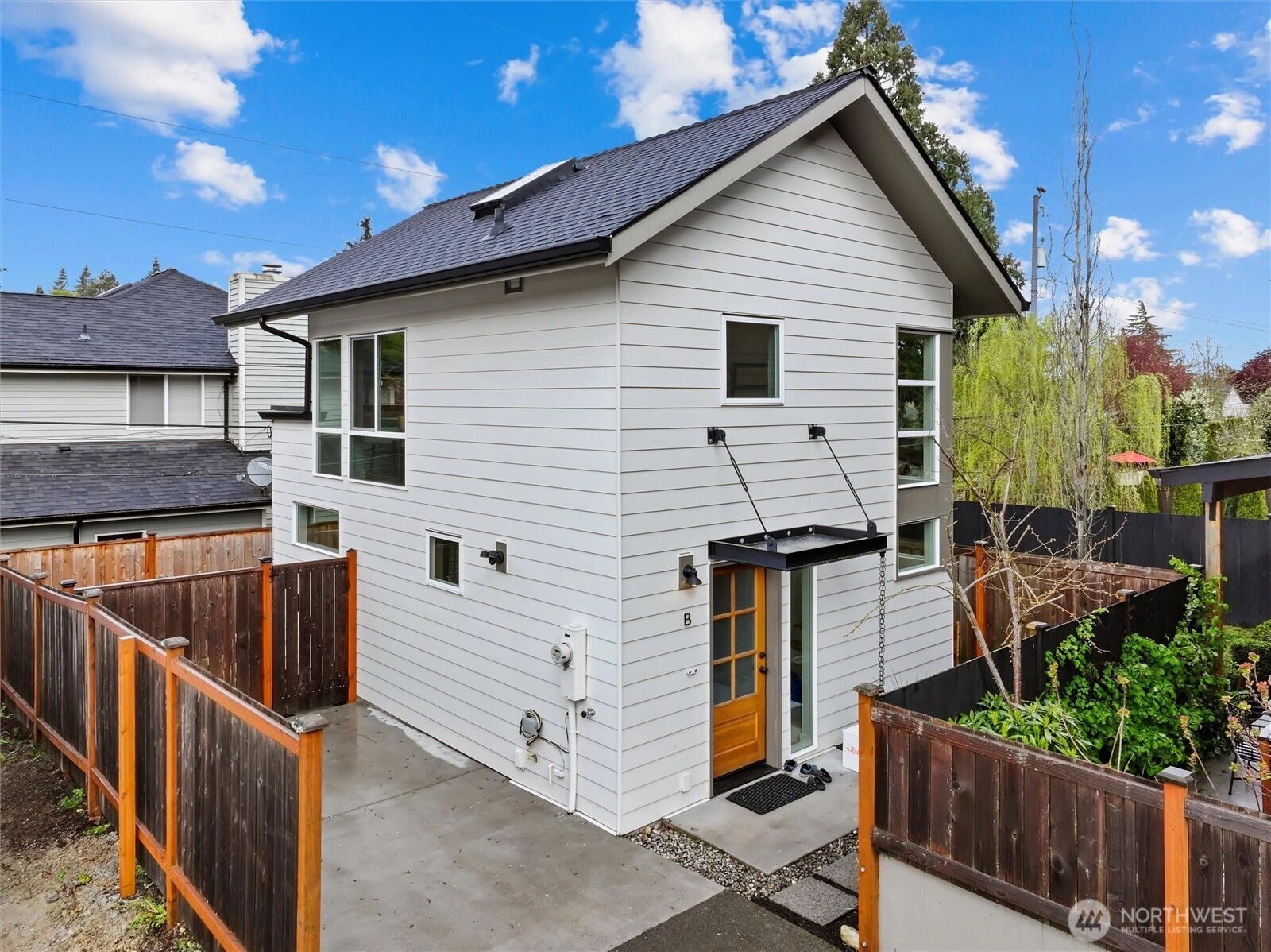 10055 8th Ave NW Unit B Unit B Seattle WA 98177