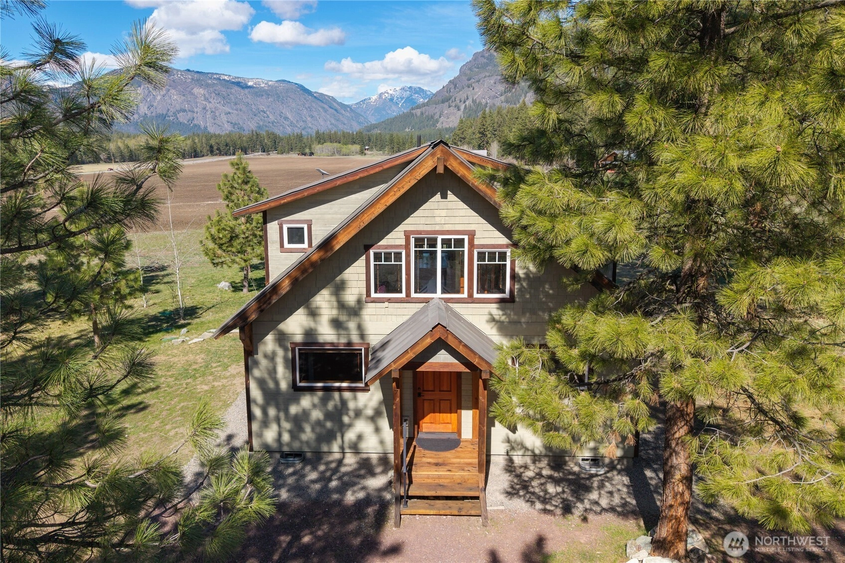 7 Last Chance Rd Unit  Winthrop WA 98862