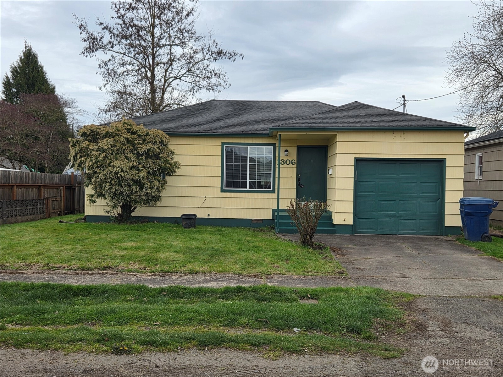 1306 S 3rd Ave Kelso WA 98626