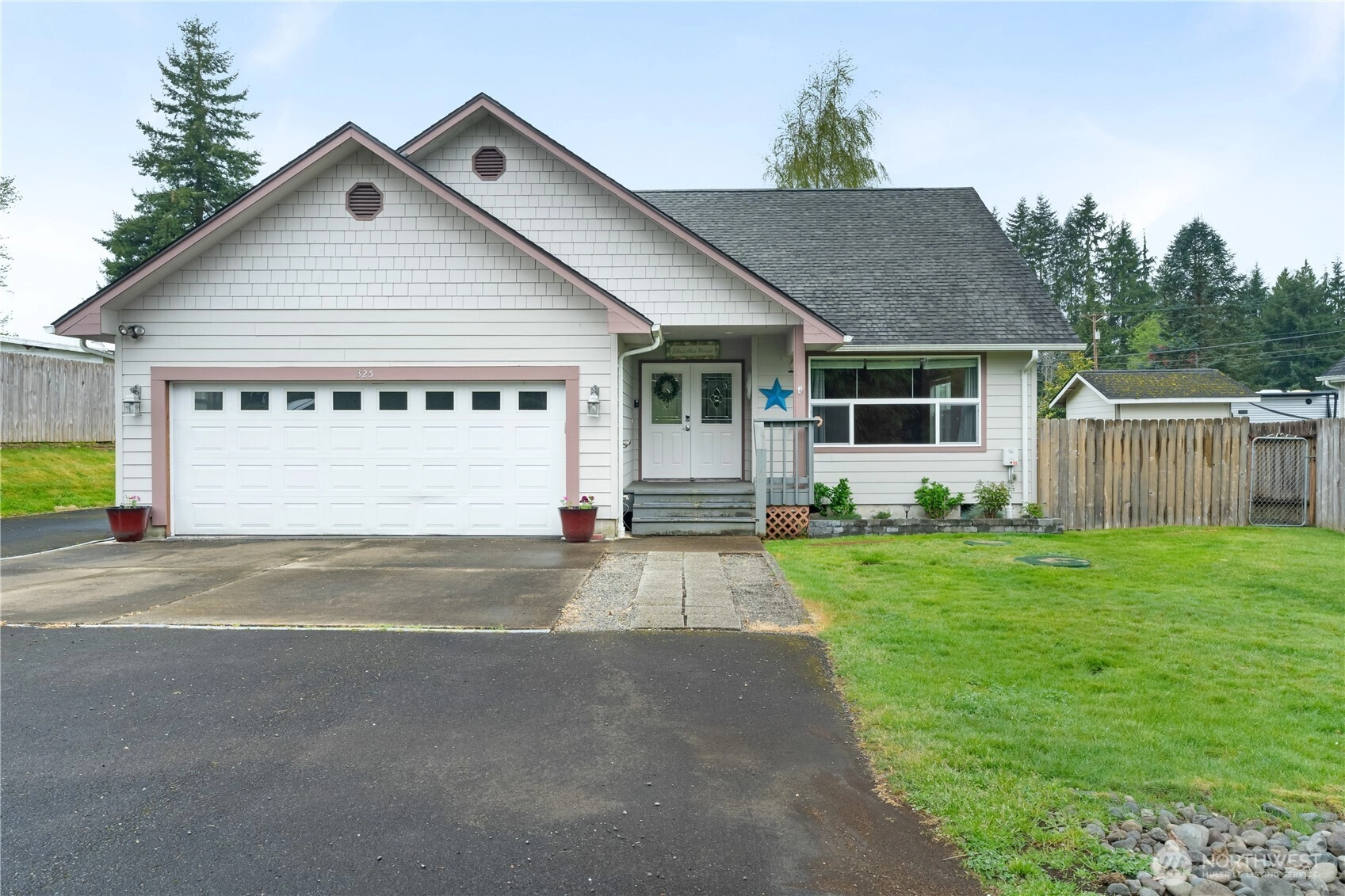 325 N Talbot St Montesano WA 98563