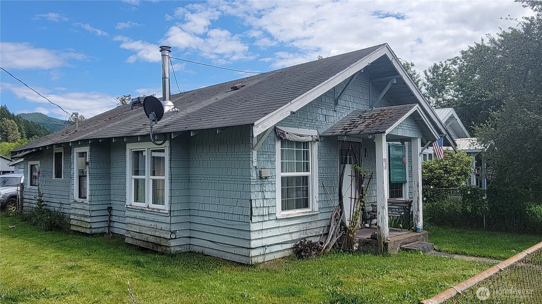 107 1st St Unit  Morton WA 98356