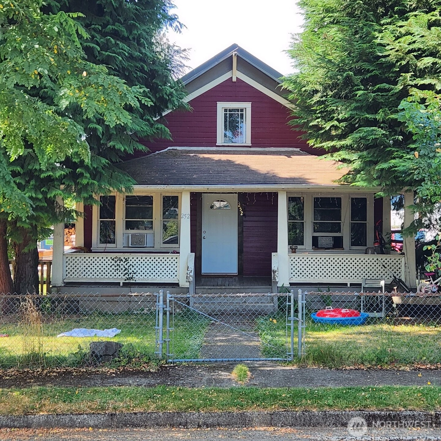 252 4th St Unit  Morton WA 98356