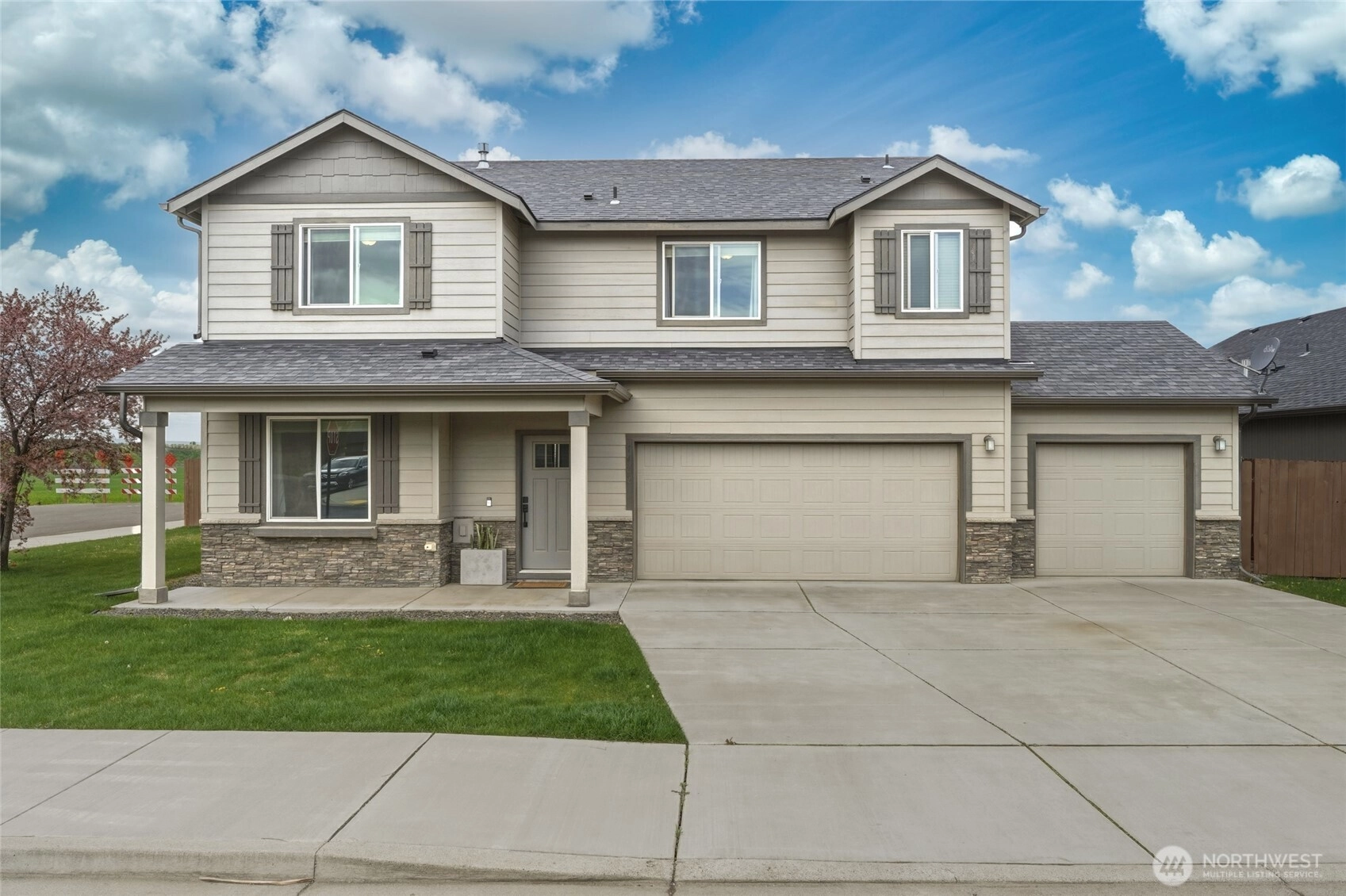 1470 SW Greeley College Place WA 99324