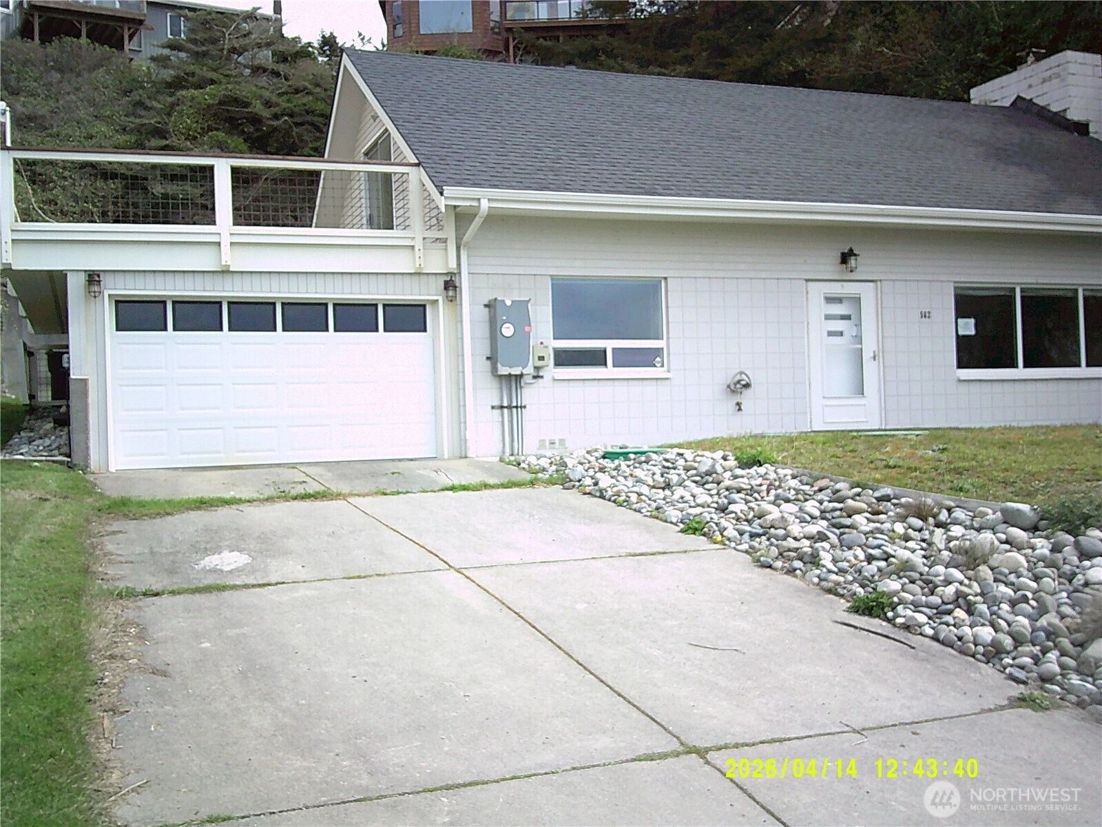 562 Pebble Beach Dr Unit  Oak Harbor WA 98239