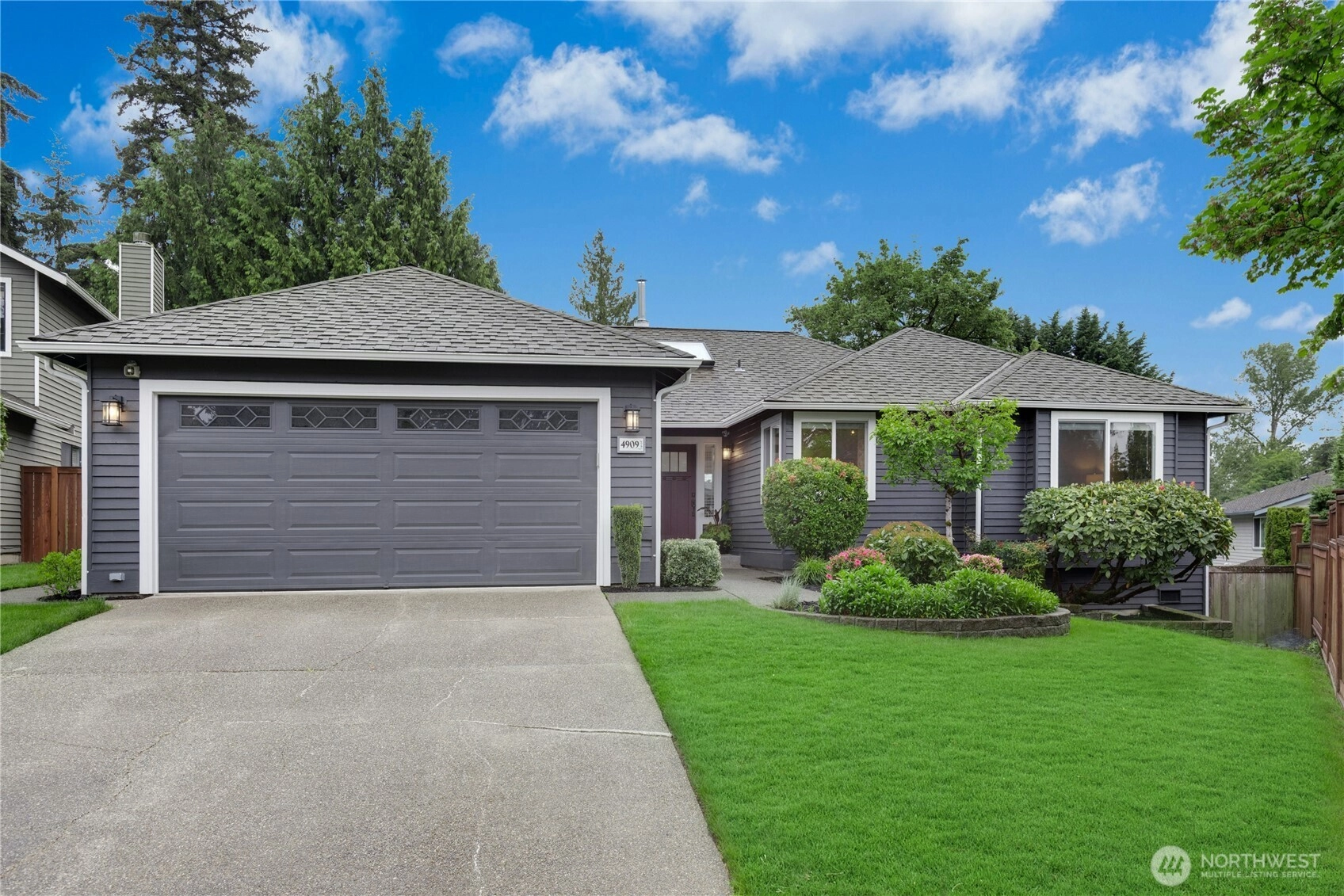 4909 NE 21st St Unit  Renton WA 98059