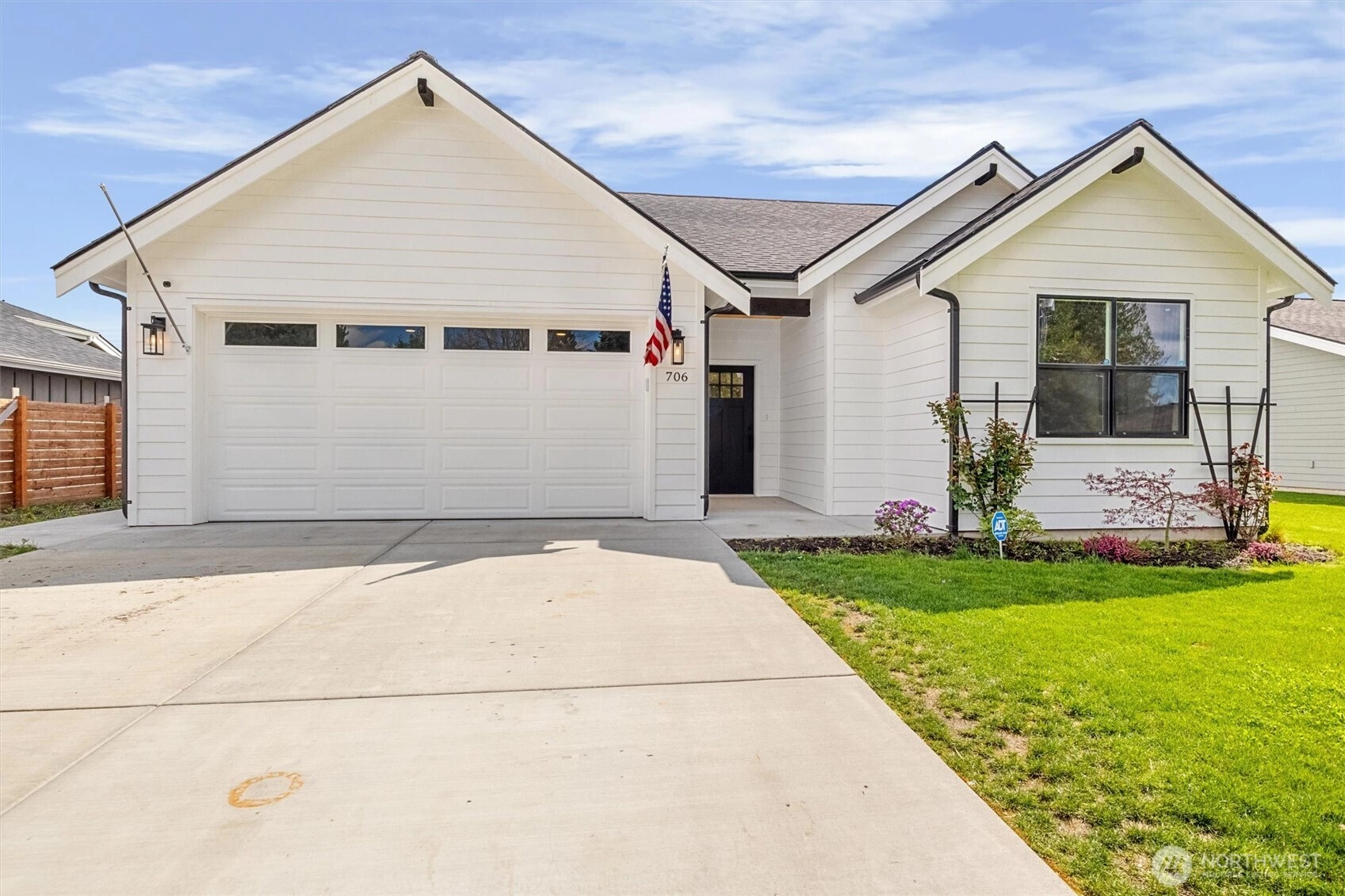 706 E 4th St Nooksack WA 98276