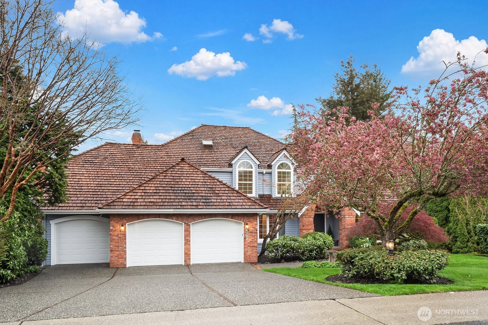 4708 227th Pl SE Sammamish WA 98075