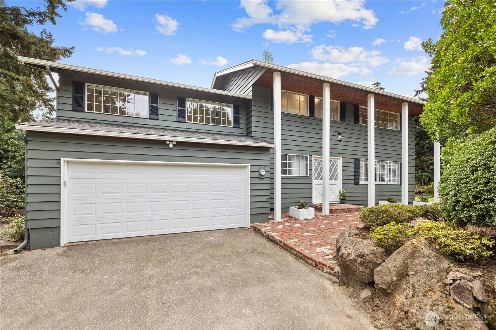 9226 Matthews Ave NE Unit  Seattle WA 98115